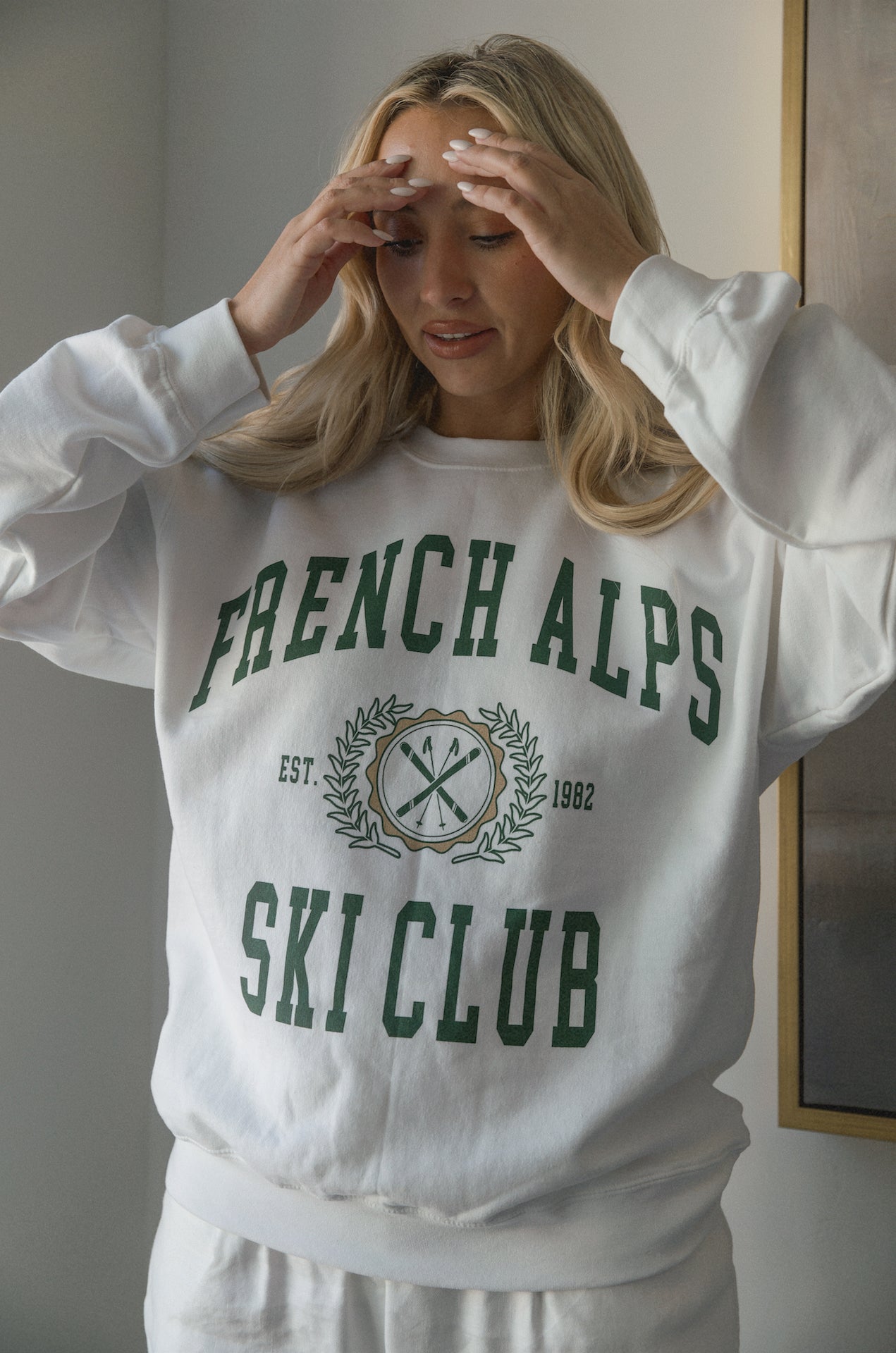 fresh alps ski club white sweatshirt