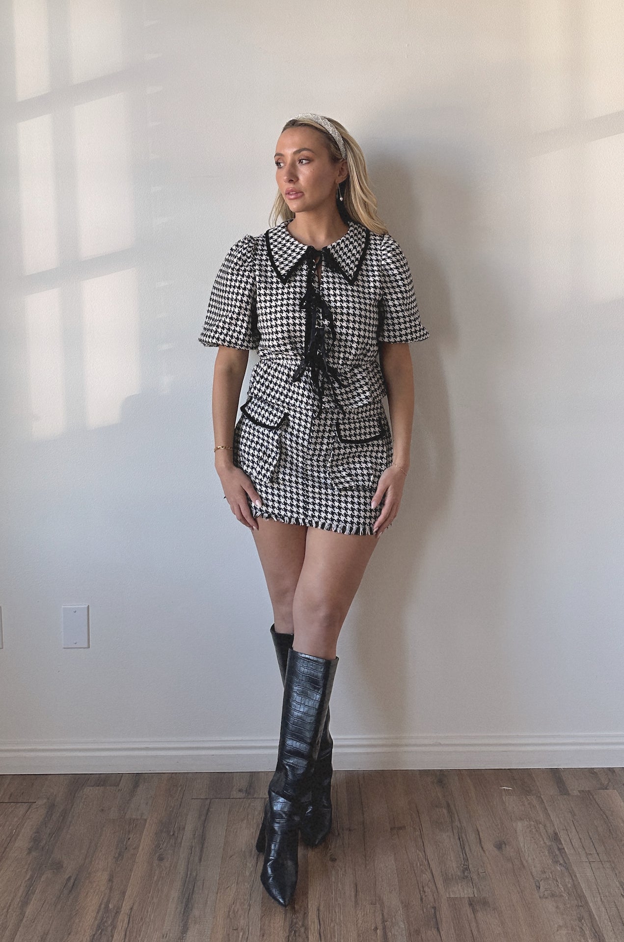 black and white houndstooth puff sleeve top