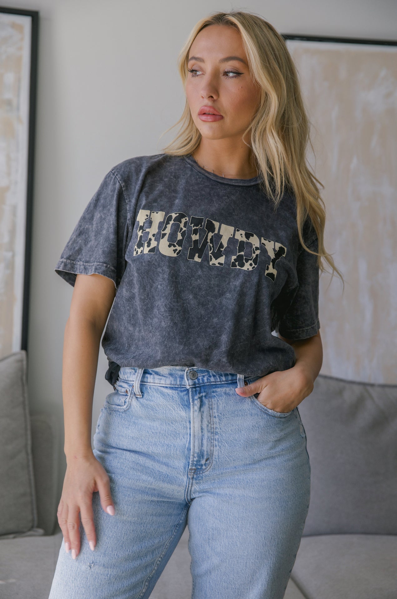 howdy cow print graphic tee on grey mineral wash tee