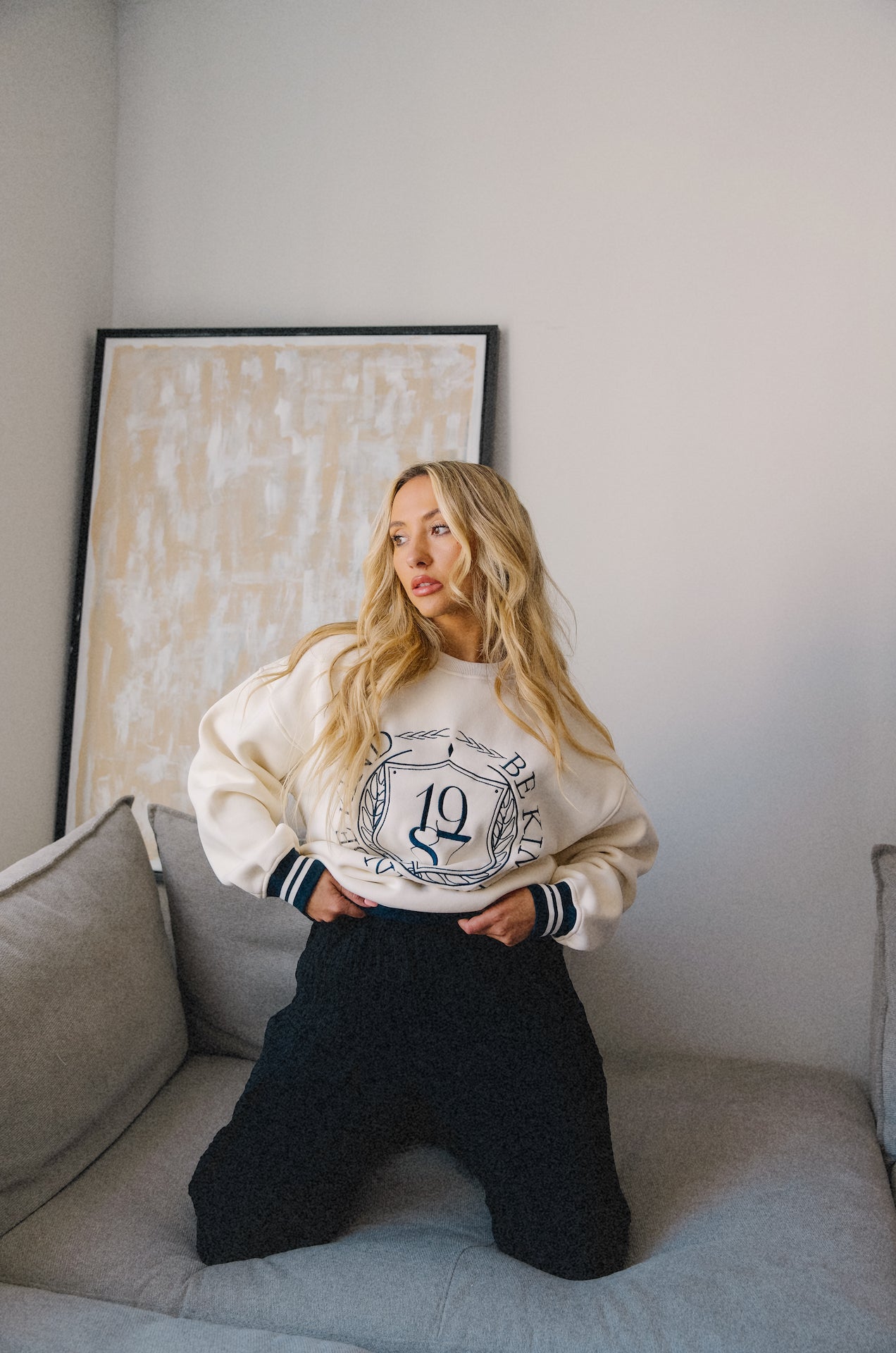 1987 be kind bailey rose sweatshirt in cream with blue embroidery