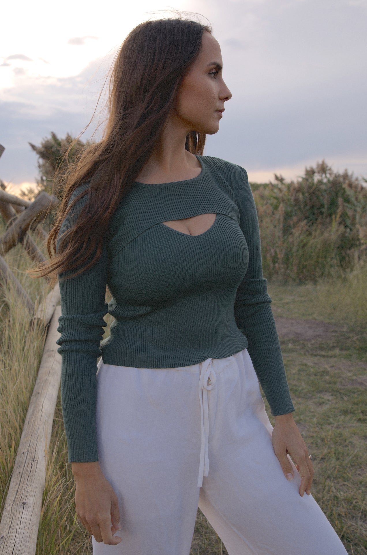 Cut Out Sweater In Green
