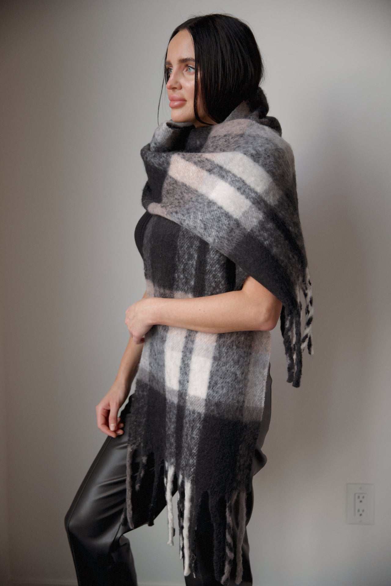 multicolor black and grey checkered plaid fringe blanket scarf