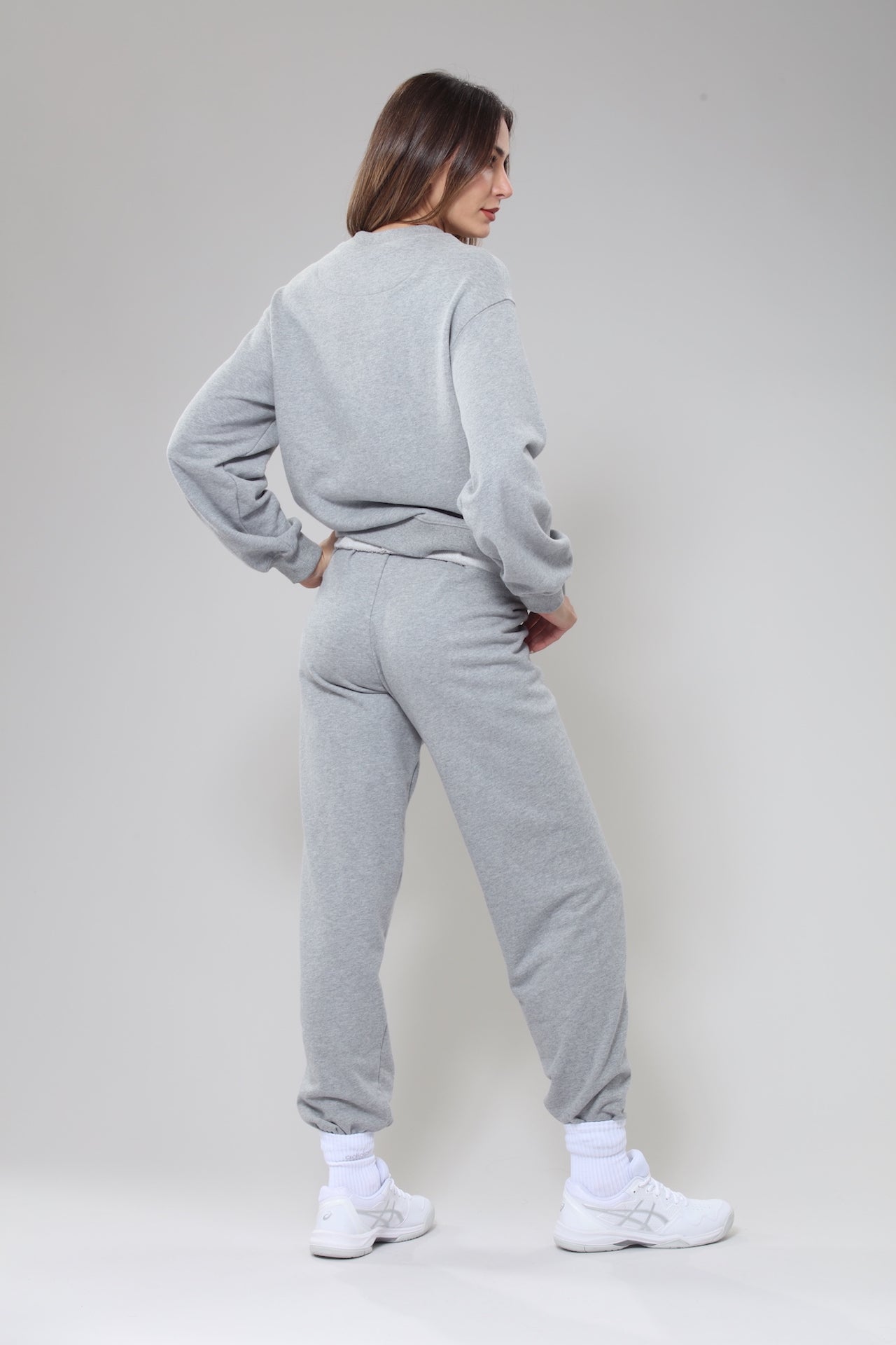 heather grey sweatshirt