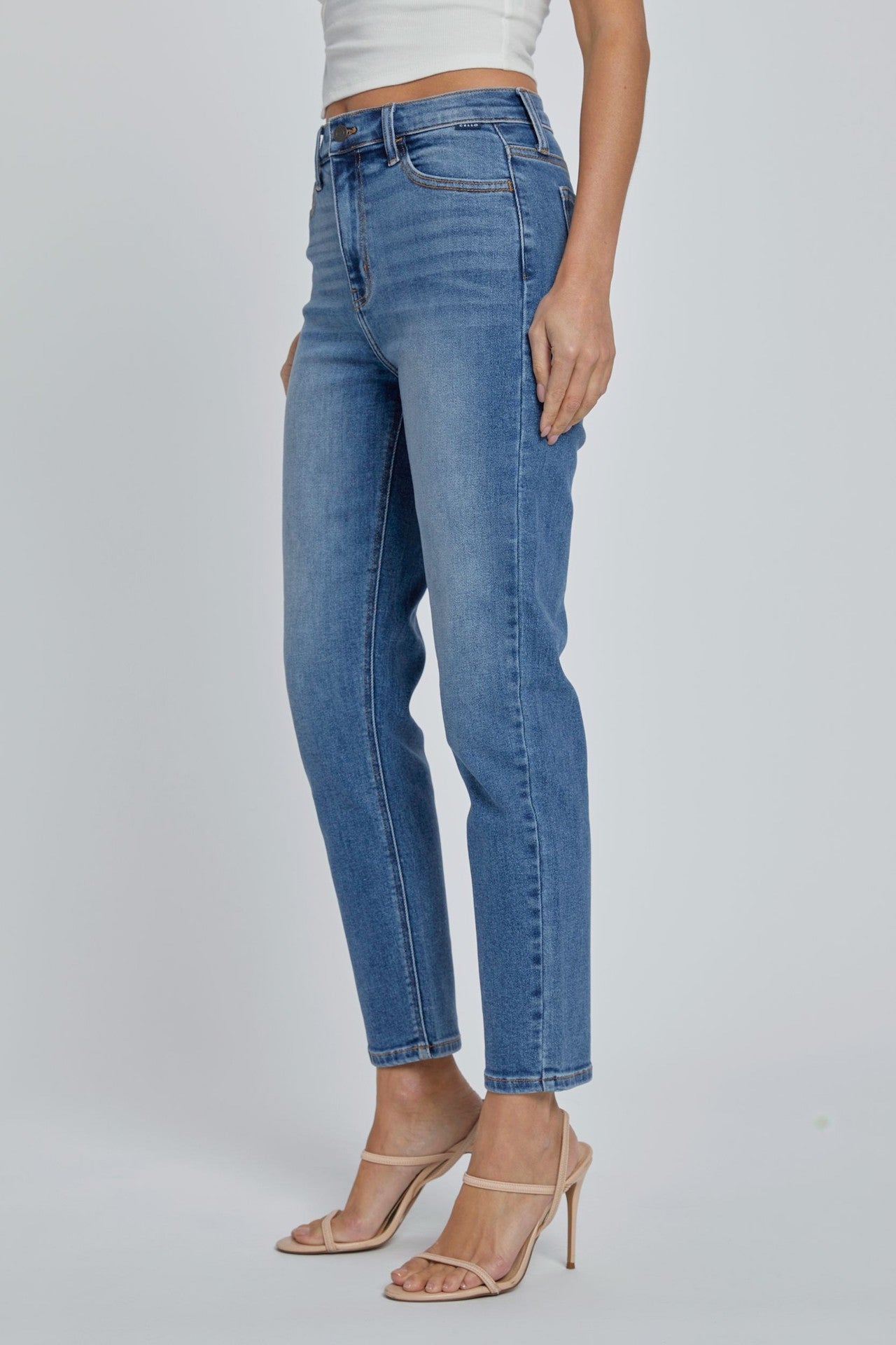 high rise straight jeans cropped mom jeans