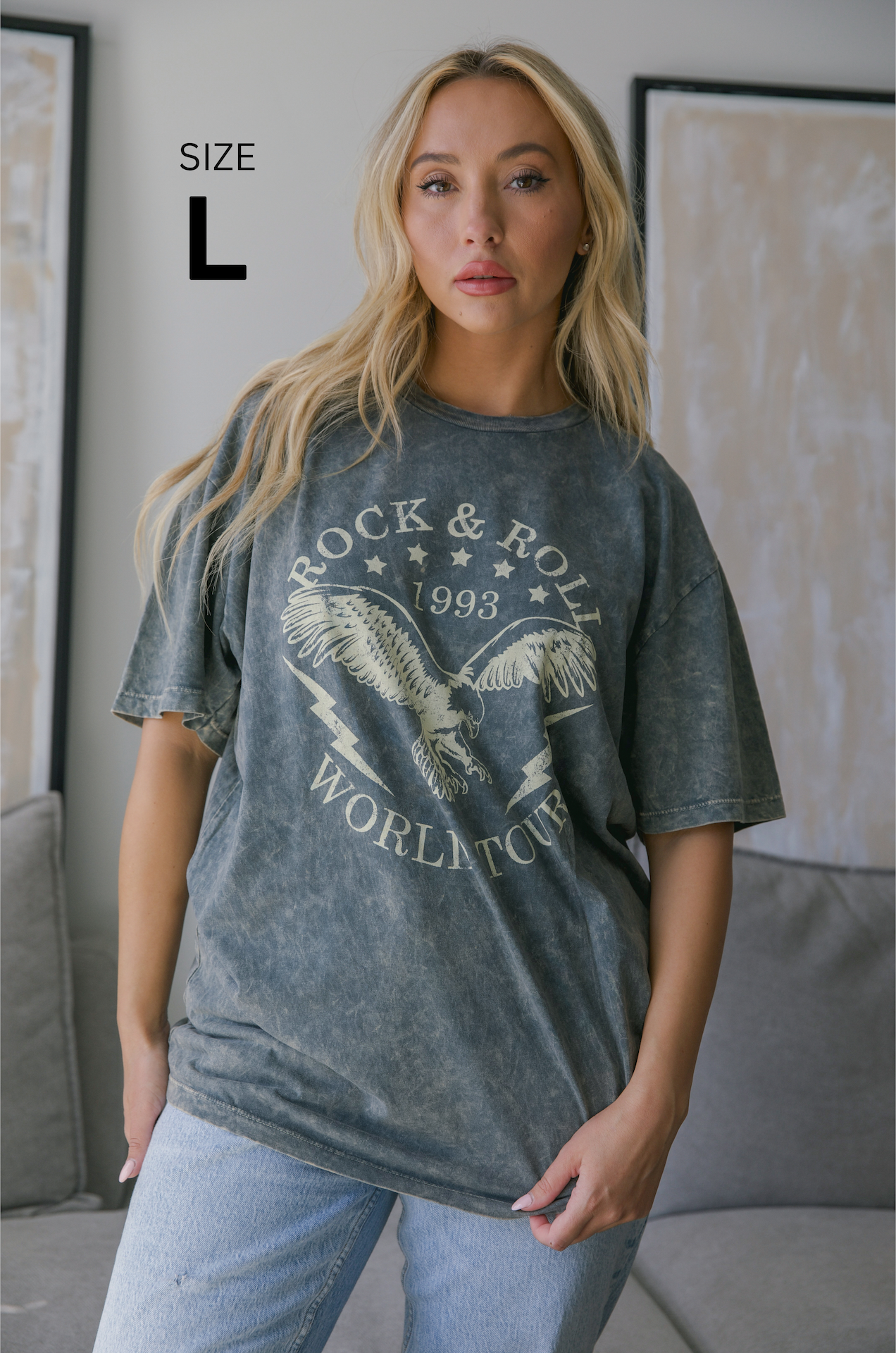 rock and roll world tour graphic tee