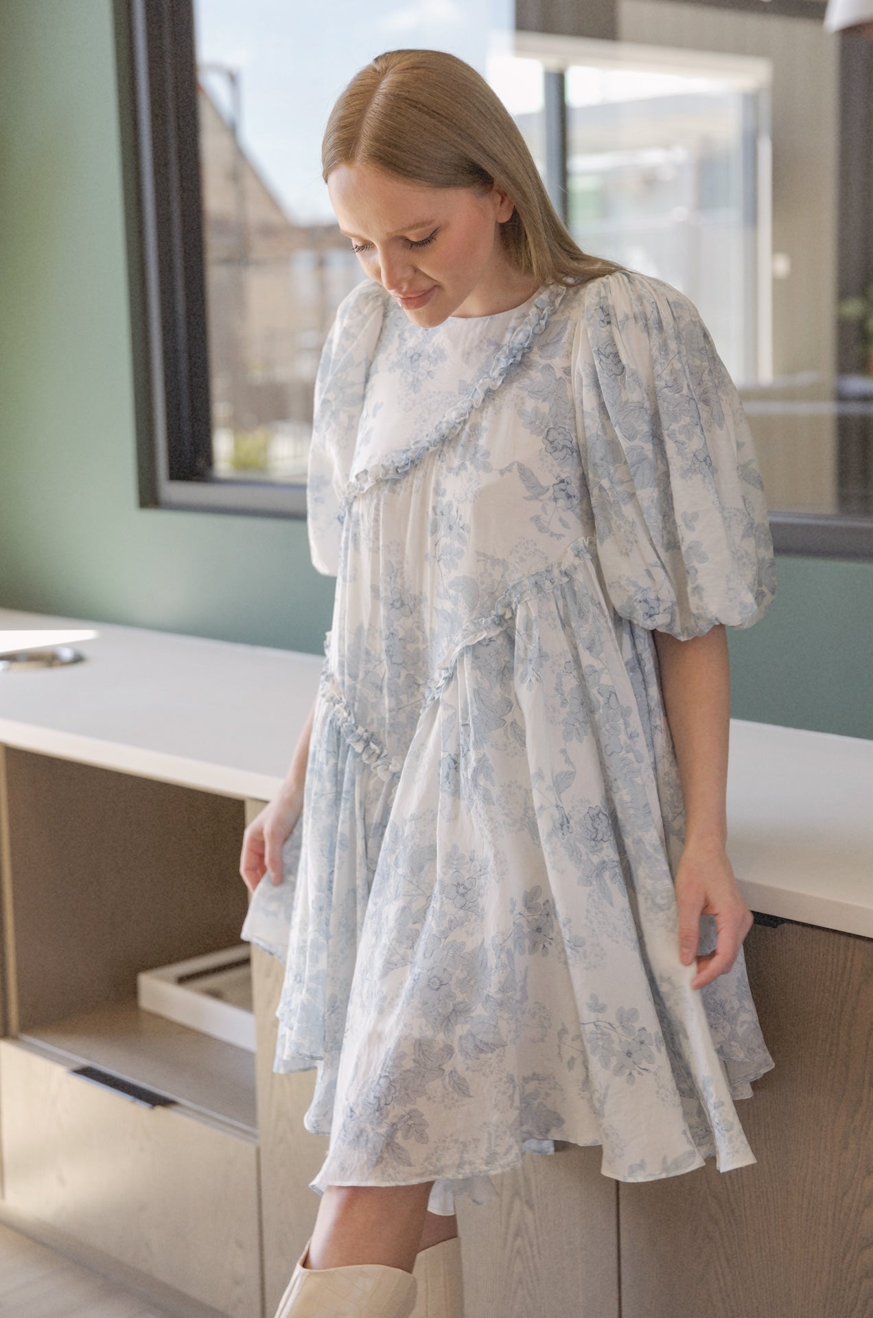 blue and white toile floral print puff sleeve mini dress with ruffles