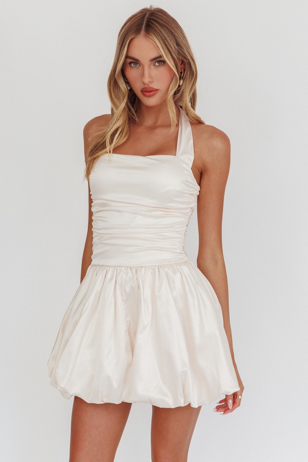 Cream Bubble Hem Mini Dress M Cream Bubble Hem Mini Dress M