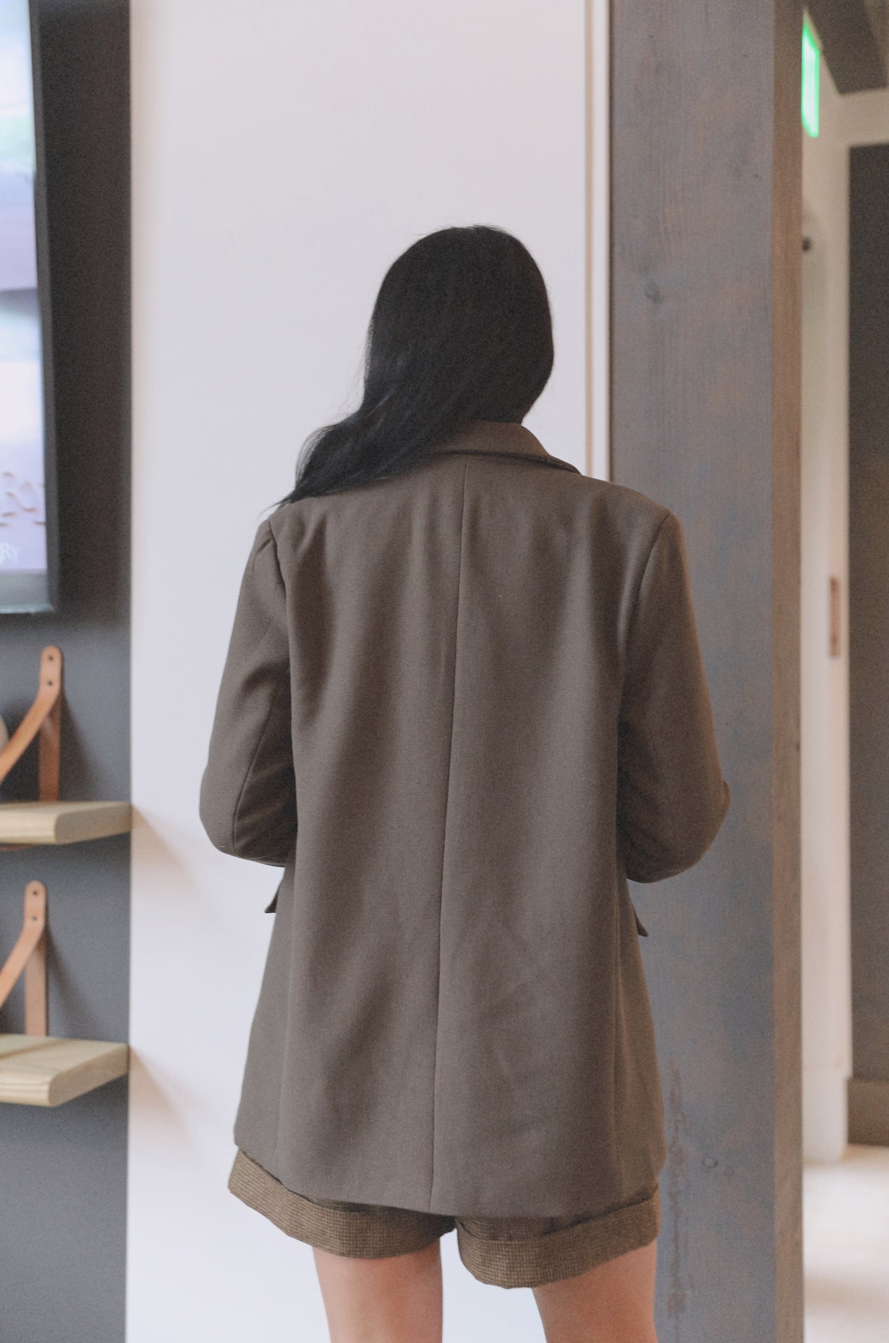 brown double breasted oversized blazer