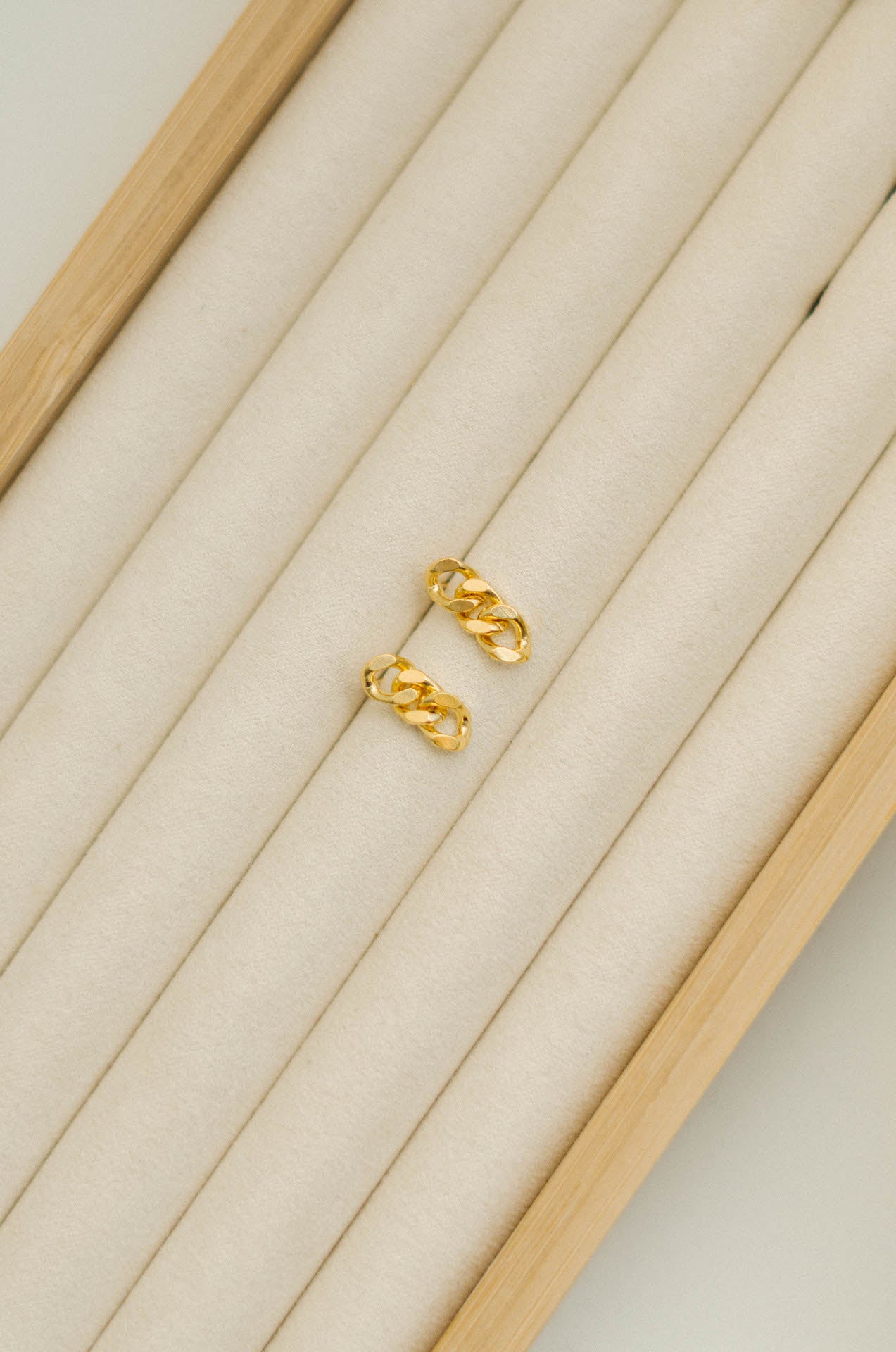 14k gold plated curb chain link drop earrings