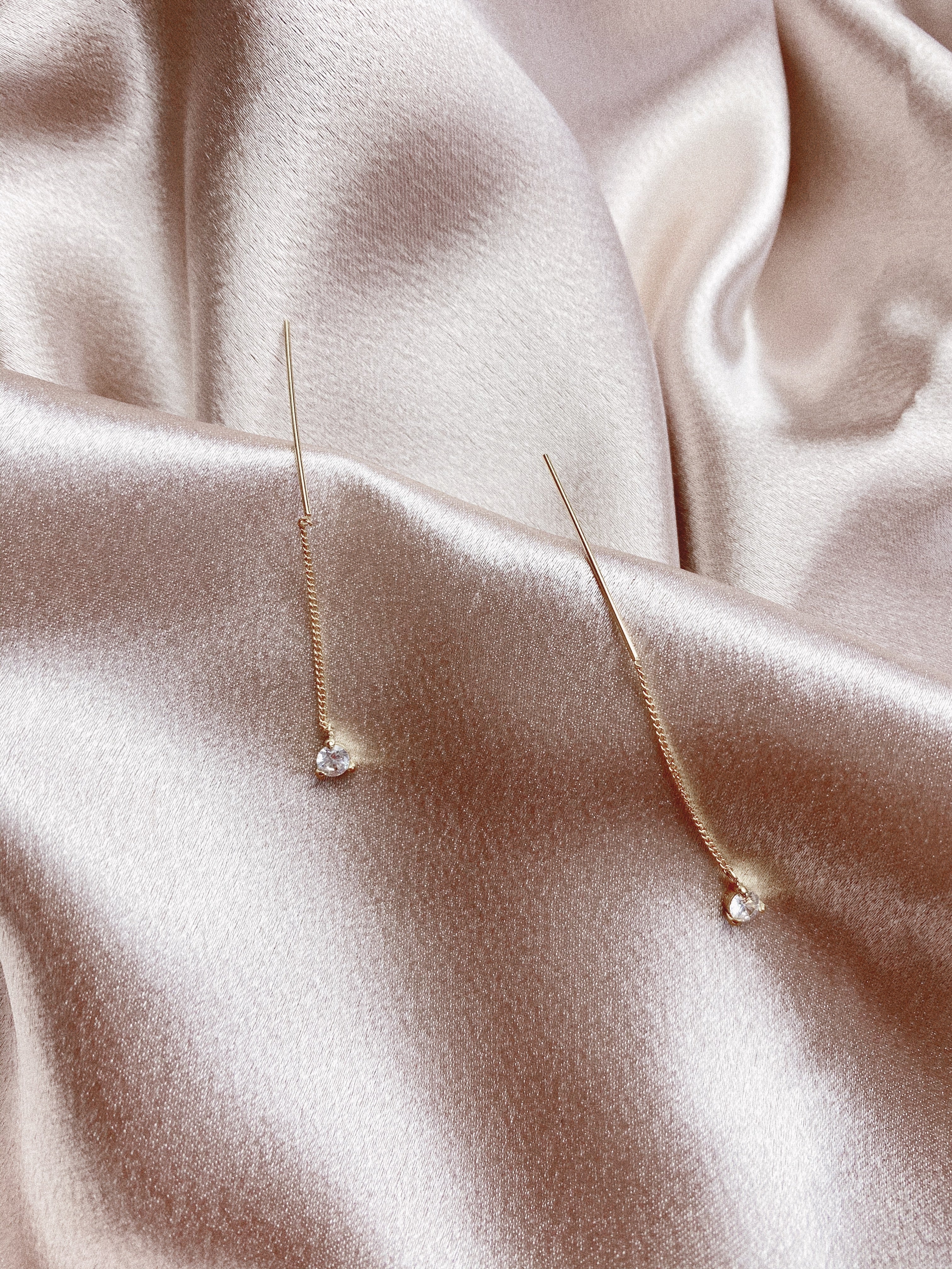 Dainty Diamond Drip Earring