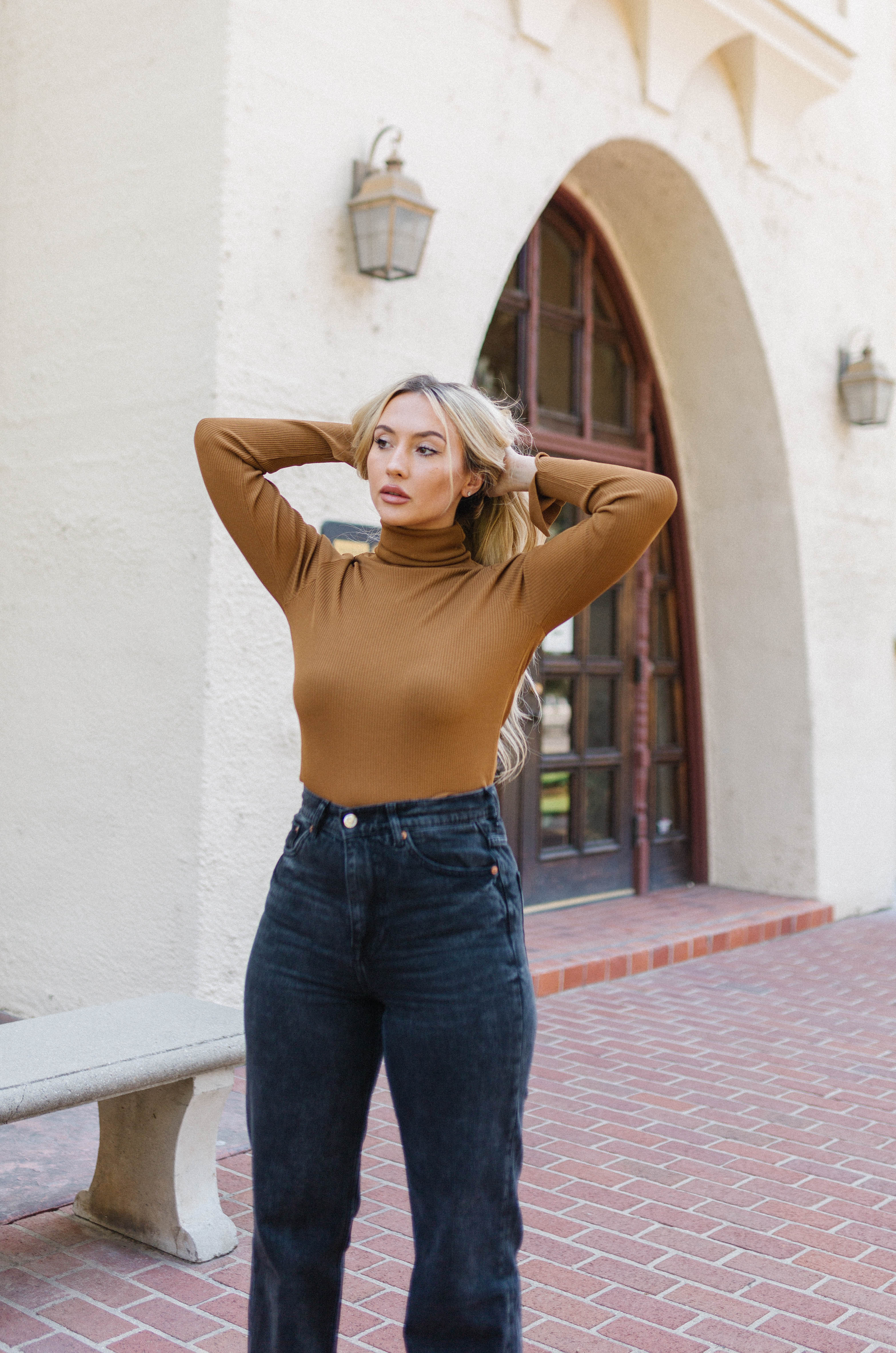 Essential Knit Turtleneck Top - Brown