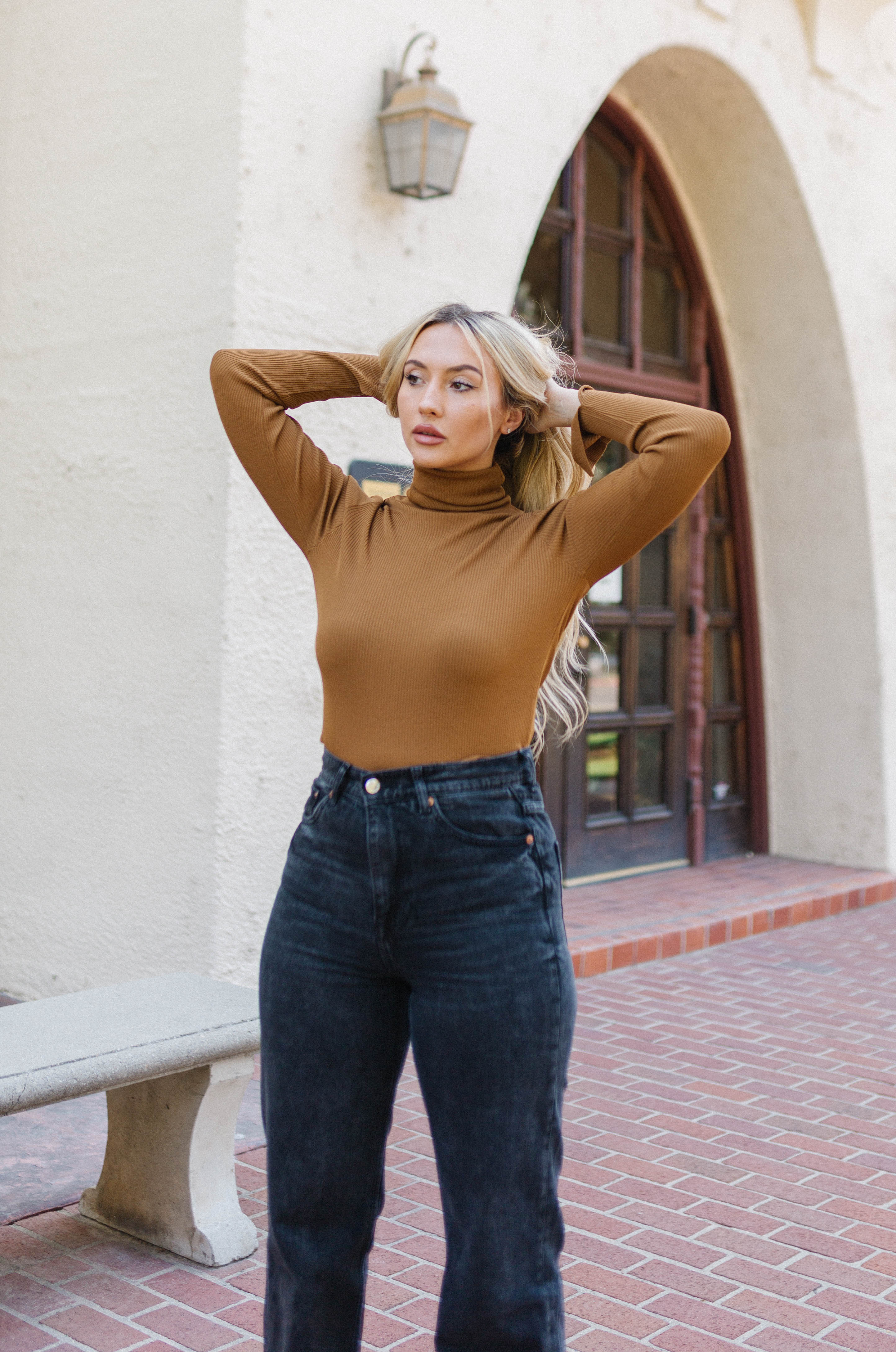 Essential Knit Turtleneck Top - Brown