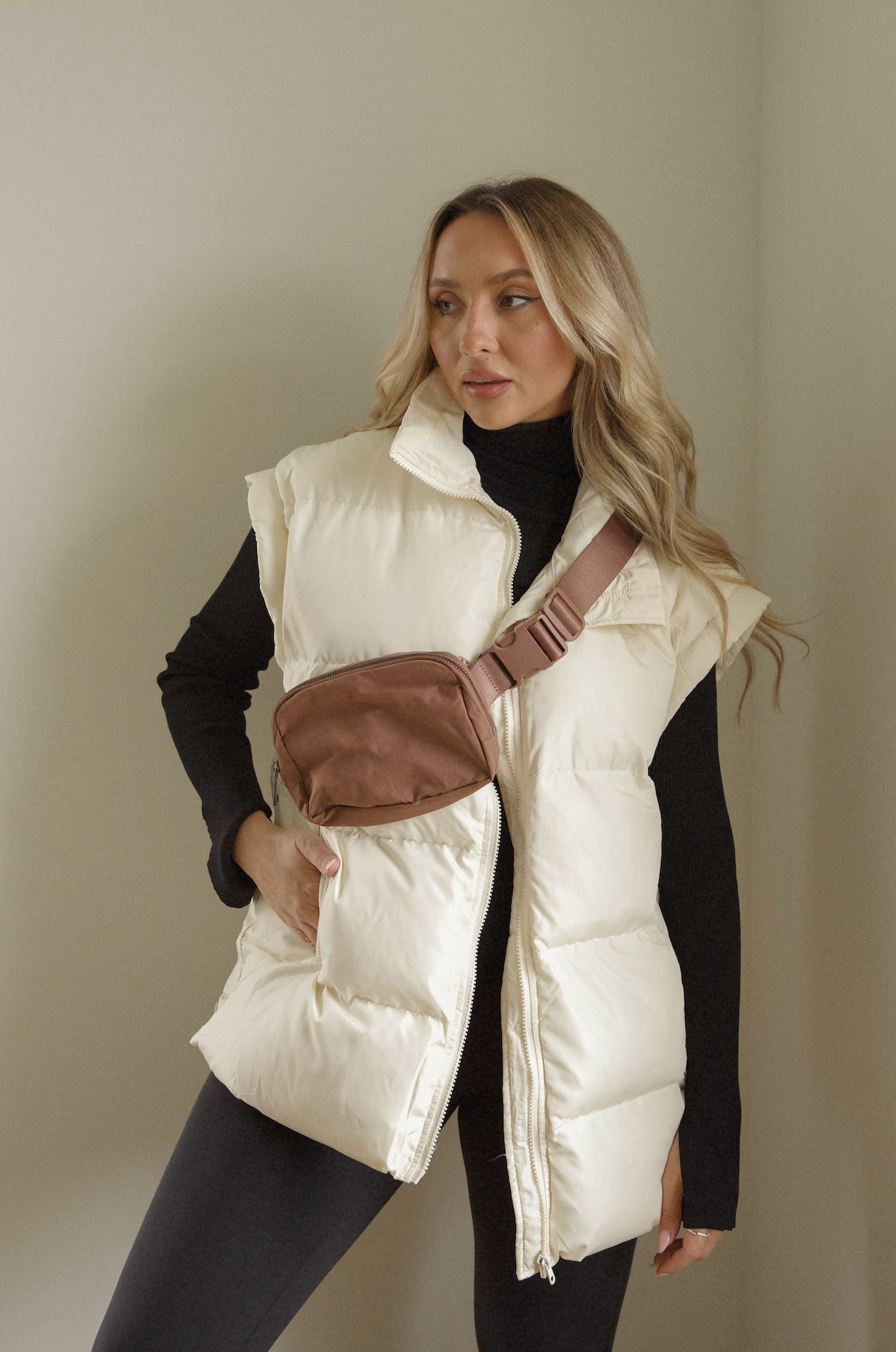 brown nylon belt fanny pack bag