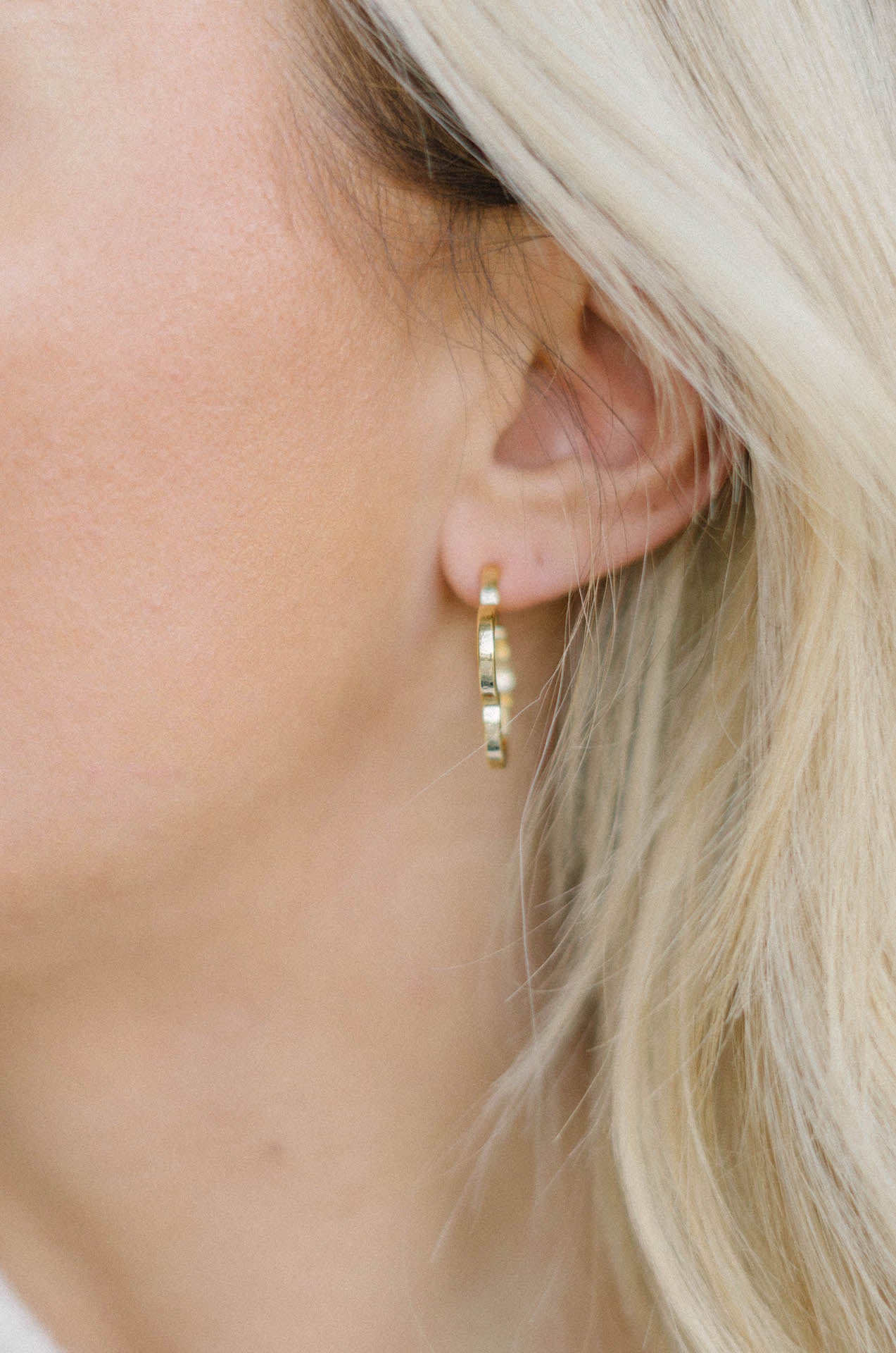 gold clover flower hoop earrings