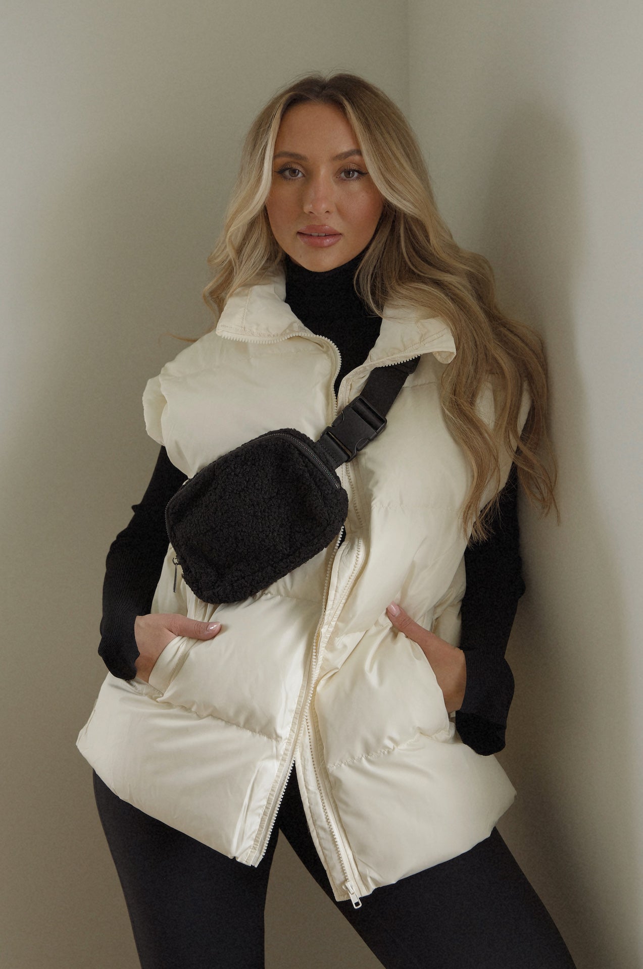 black fleece sherpa belt bag