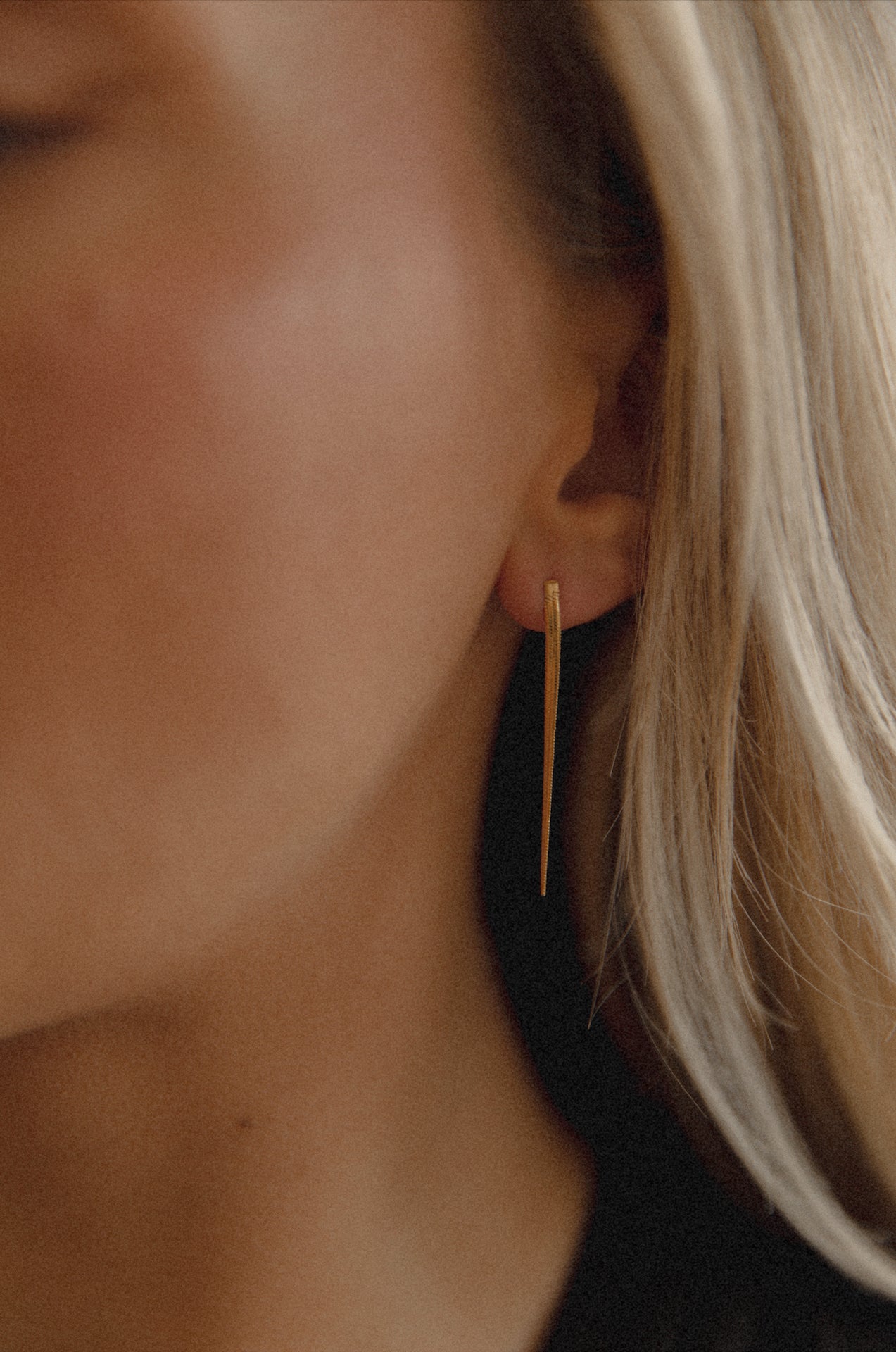 14 karat flat gold drop dangle earrings