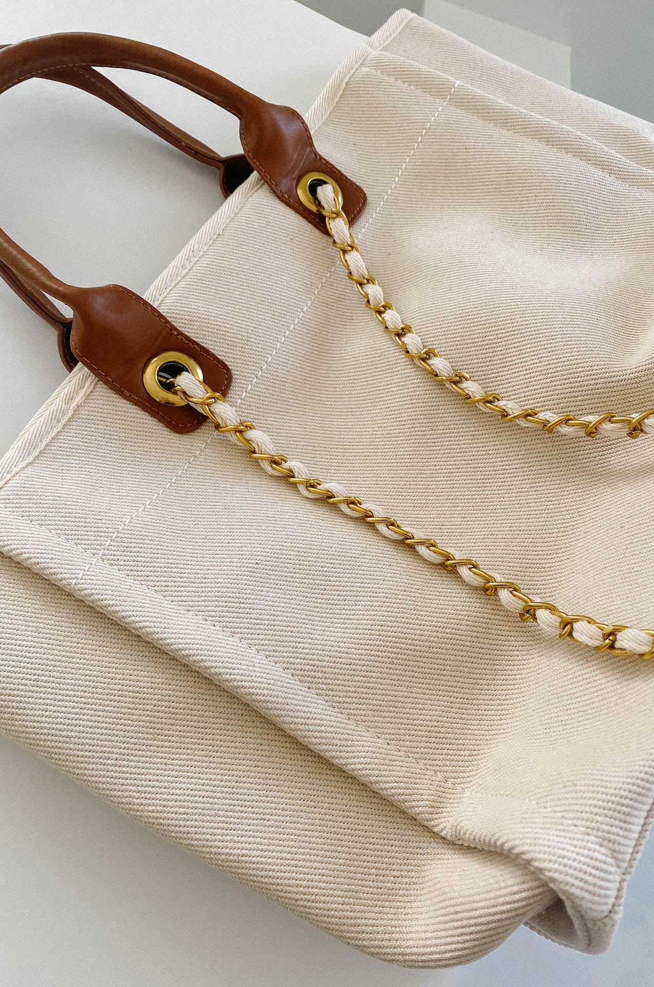 natural cotton canvas tote bag for everyday, beach and travel