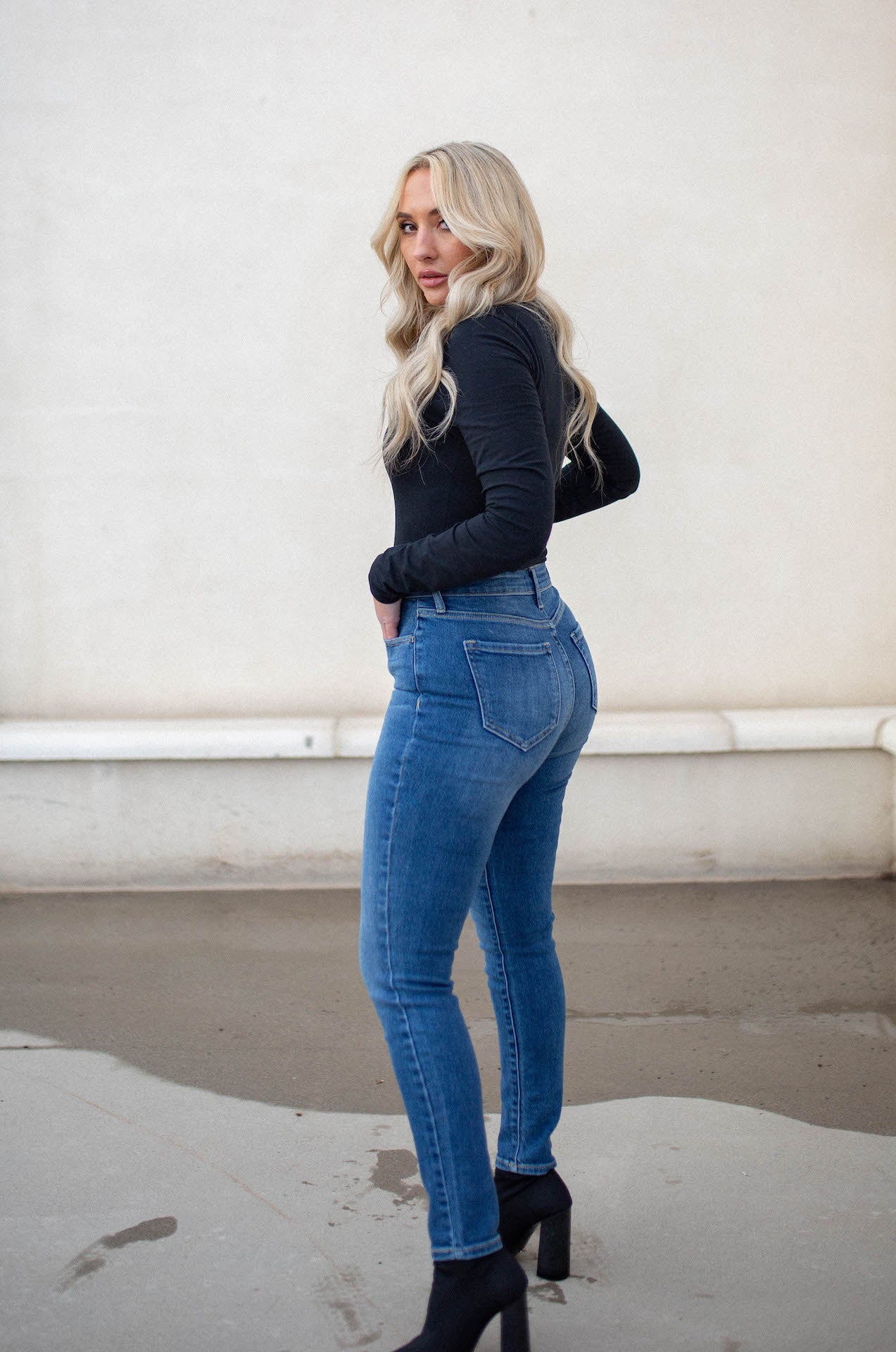 blue high waist ankle skinny jeans