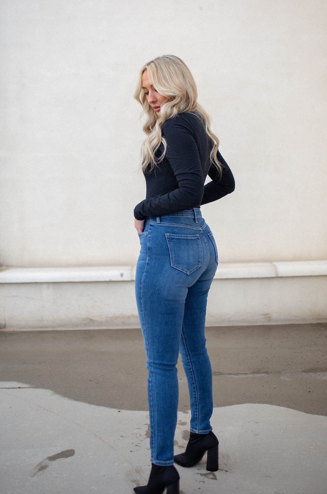 blue high waist ankle skinny jeans