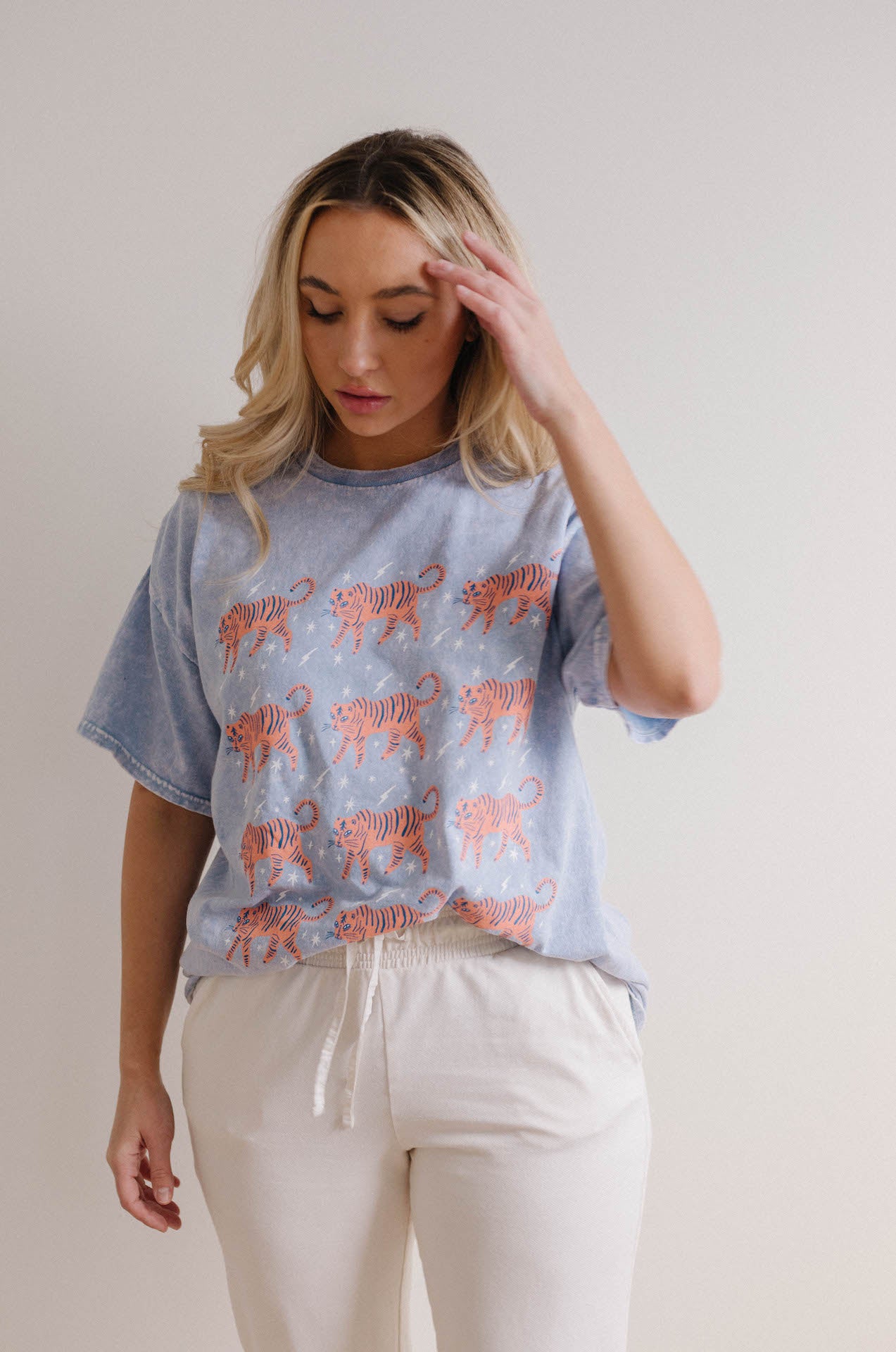 tigers graphic tee