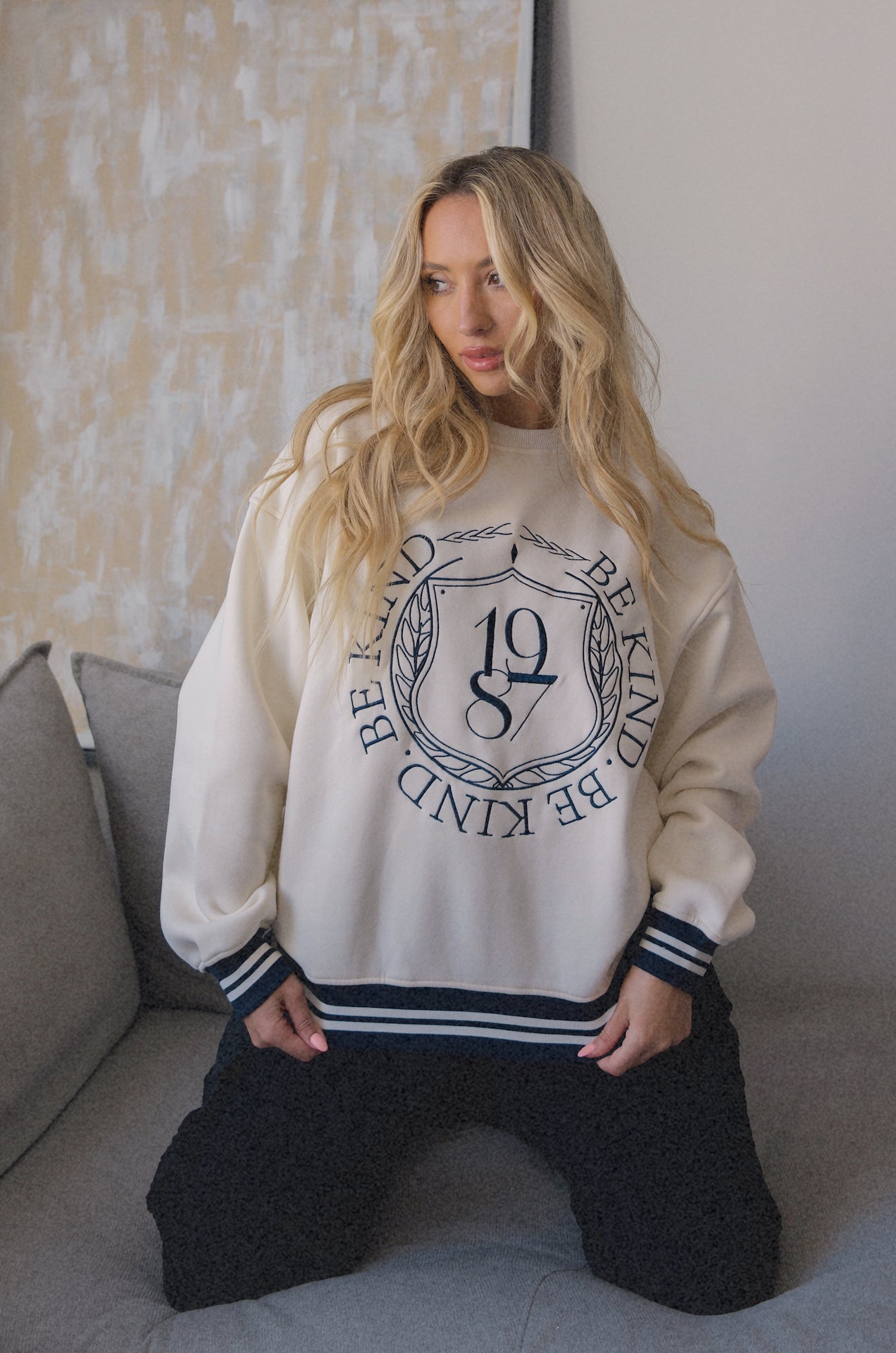 1987 be kind bailey rose sweatshirt in cream with blue embroidery