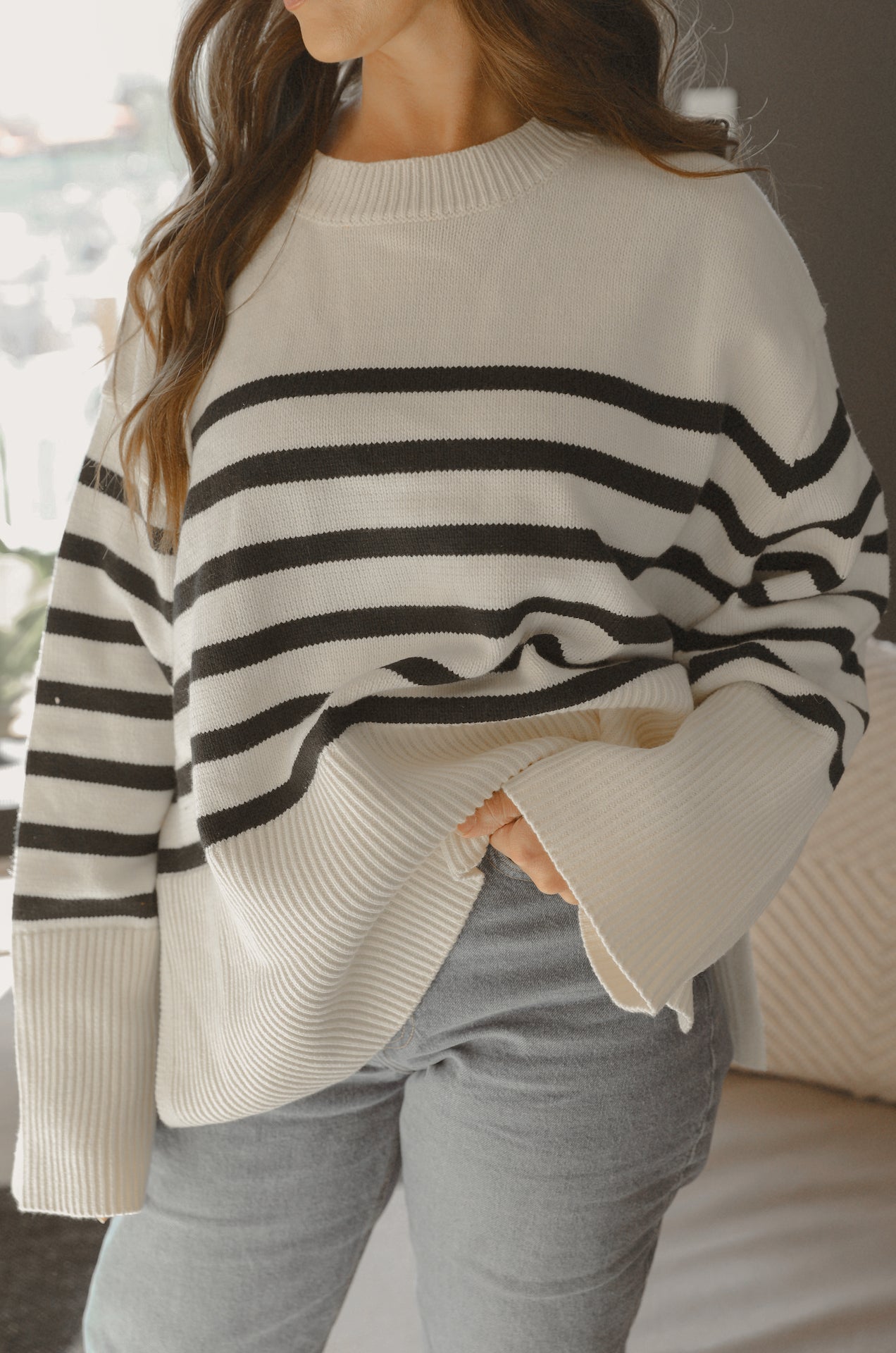 Oversized black and white striped sweater hotsell