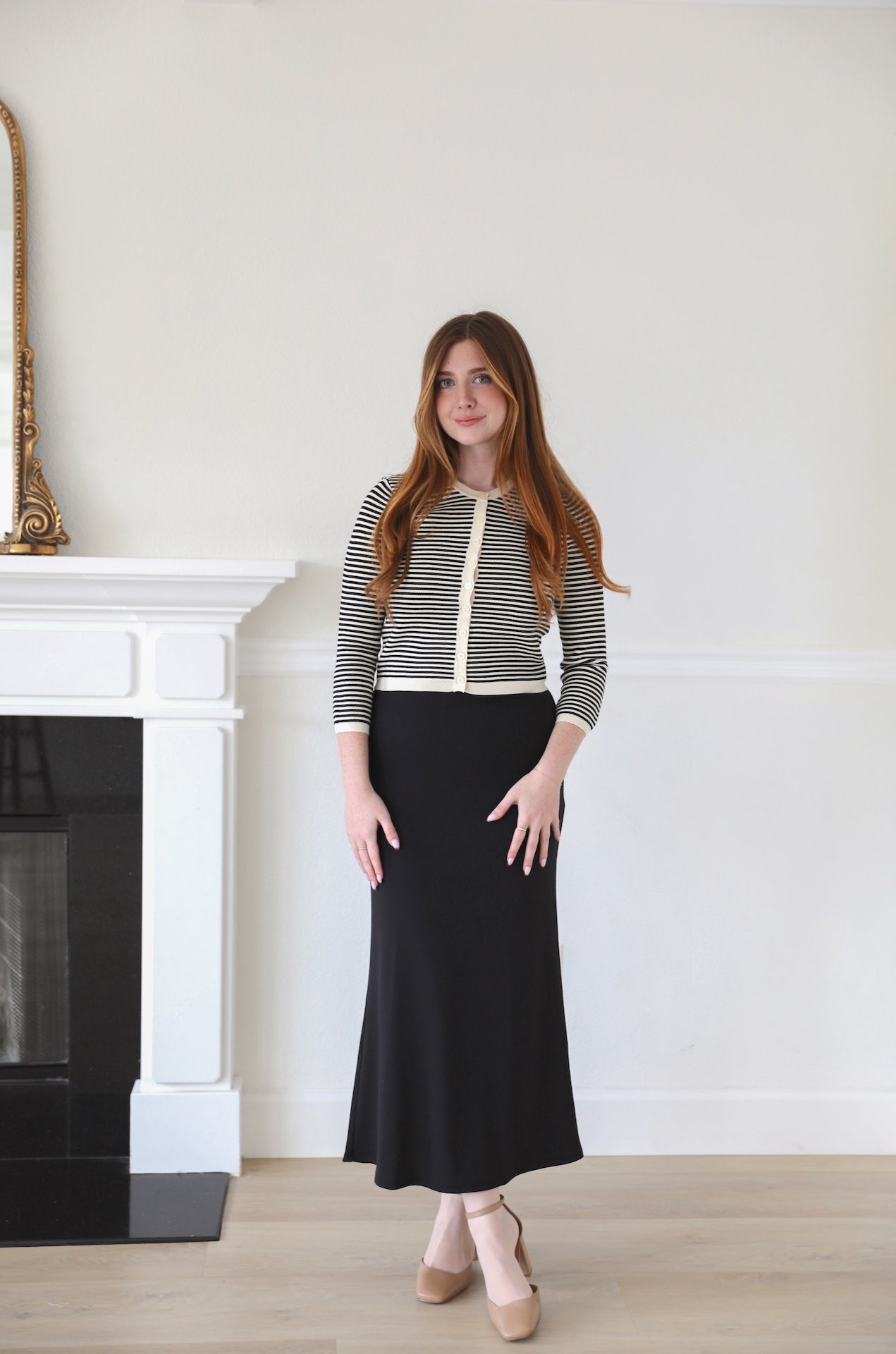 black high waisted midi maxi skirt that has stretch to it