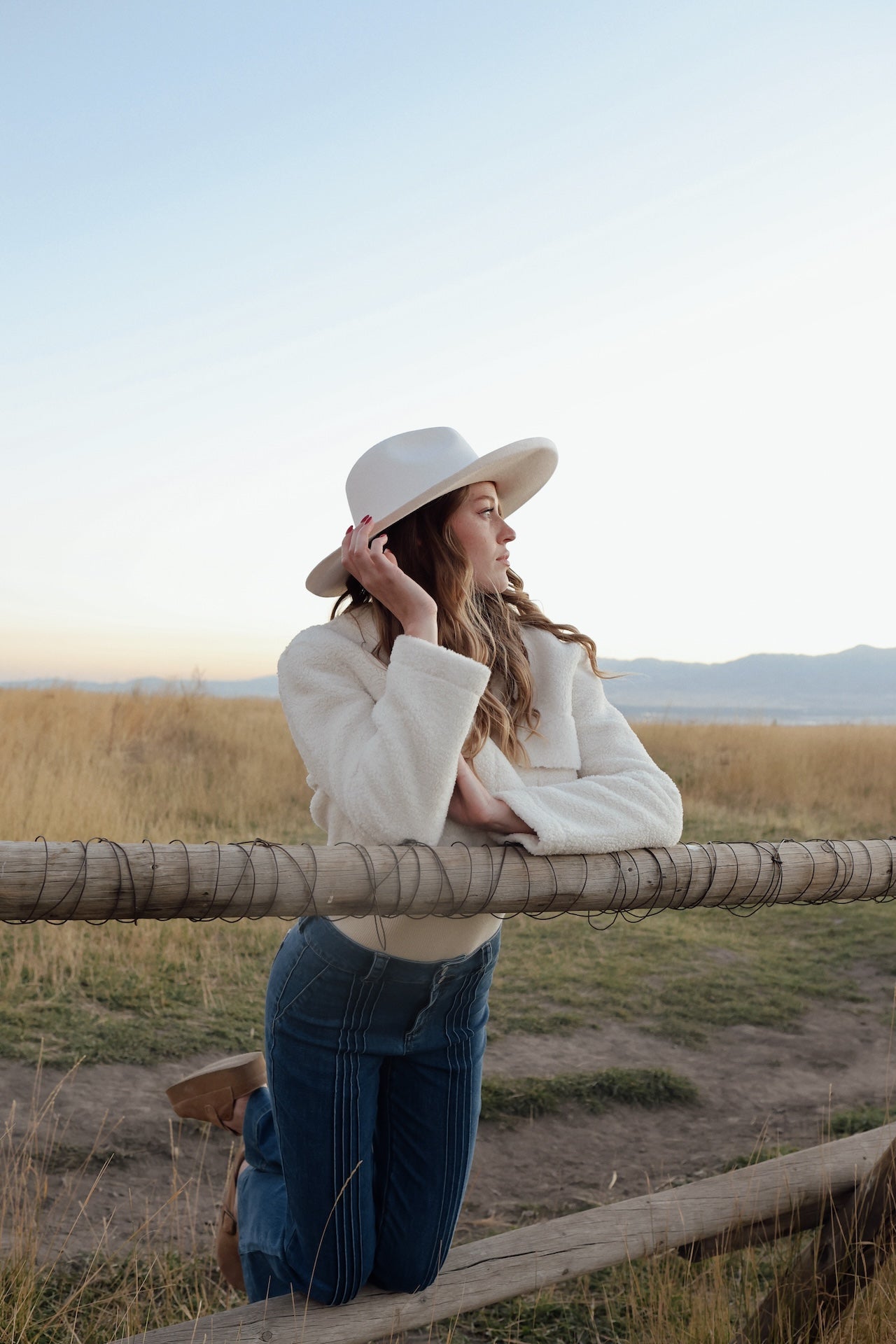 cream cropped sherpa jacket with collars and faux pockets