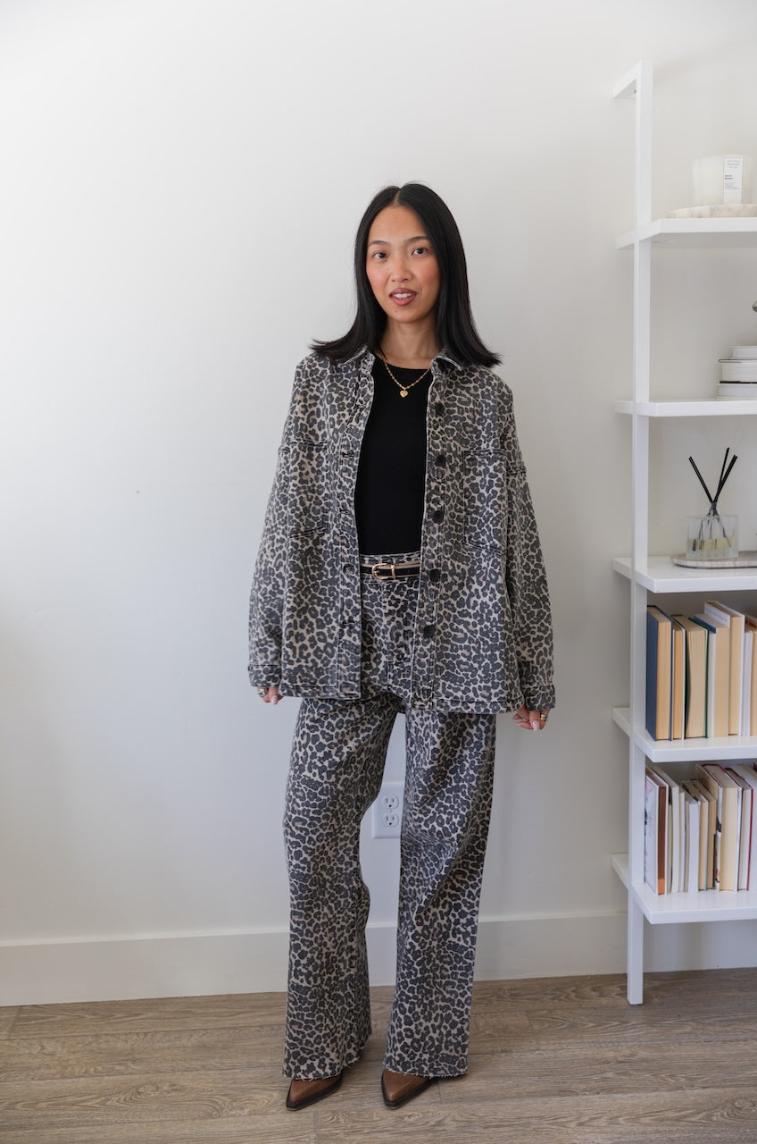 ジャケット・アウター leopard denim fooded JK chich&sally Leopard Denim Jacket