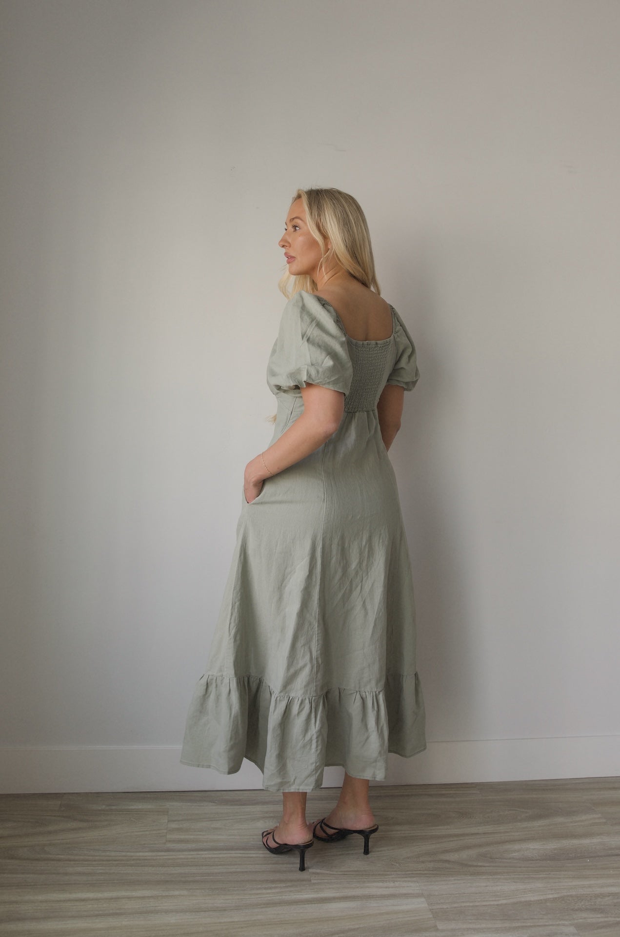 Linen Puff Sleeve Dress