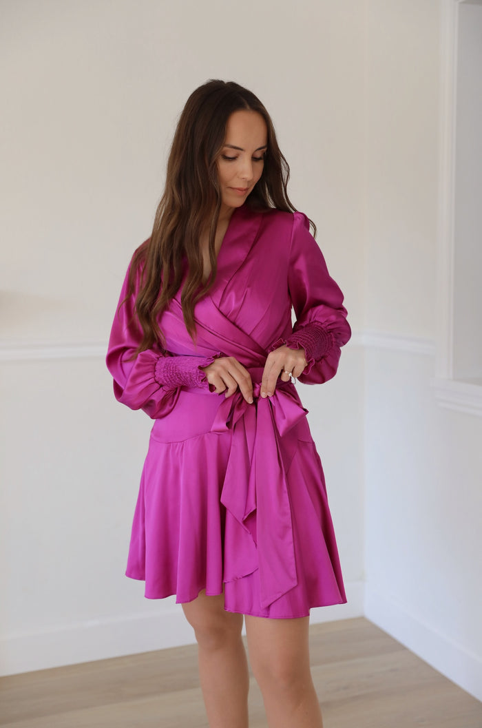 Magenta Solid Short Sleeves Mini Dress