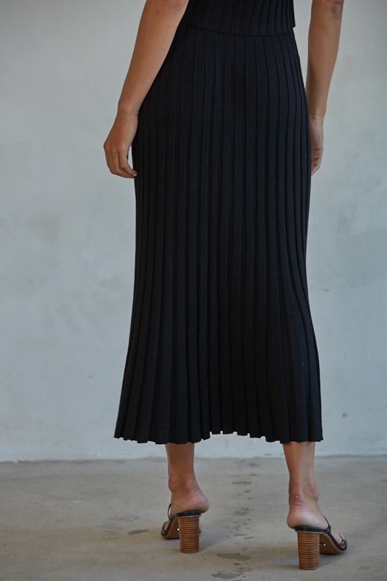 Knit Sweater Ribbed Midi Skirt