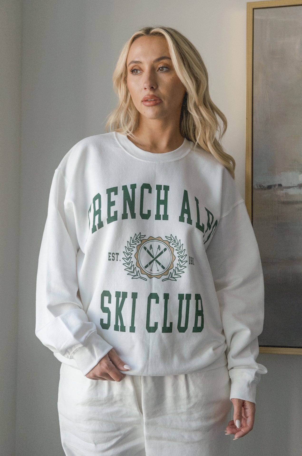 fresh alps ski club white sweatshirt
