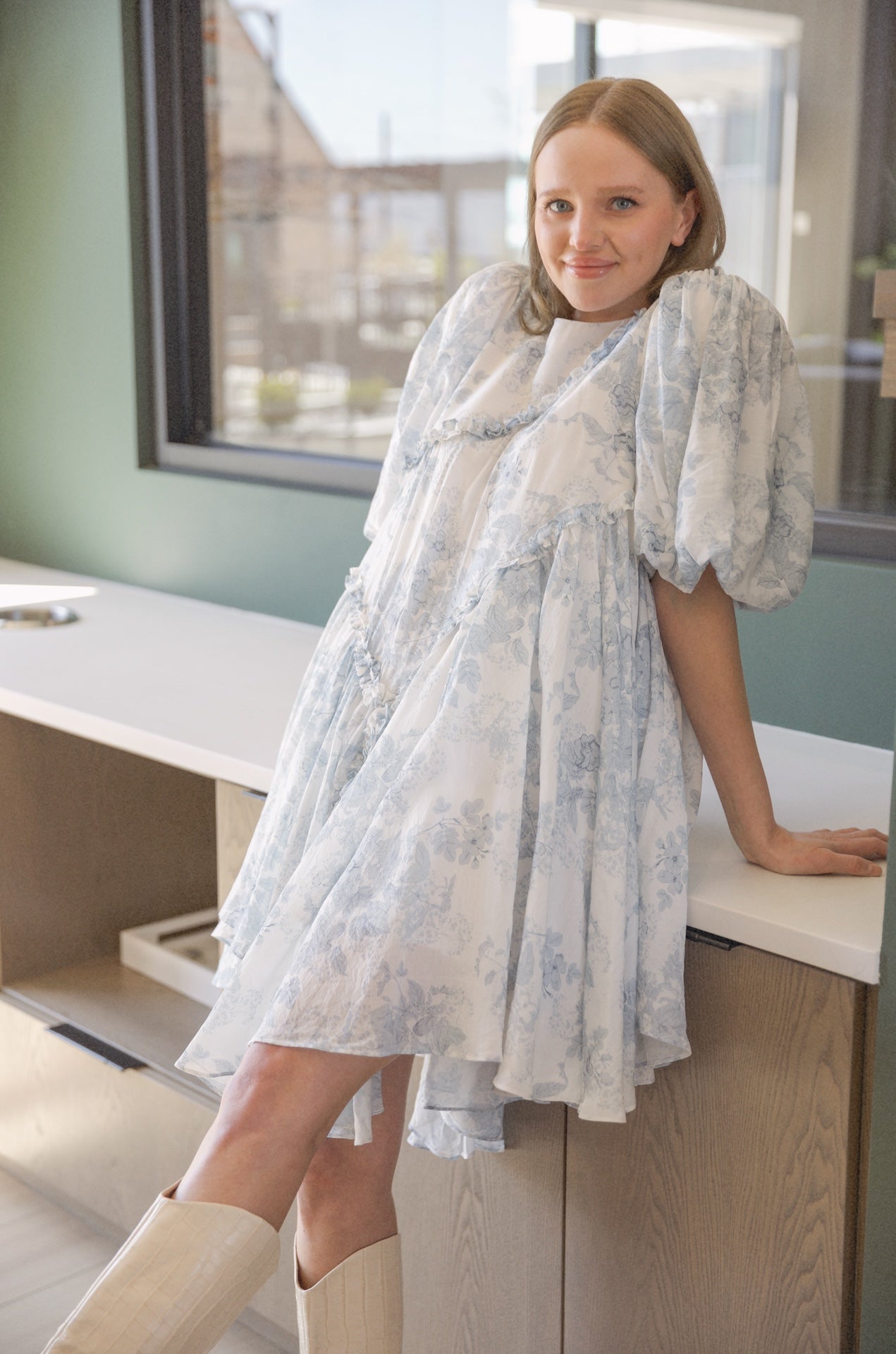 blue and white toile floral print puff sleeve mini dress with ruffles