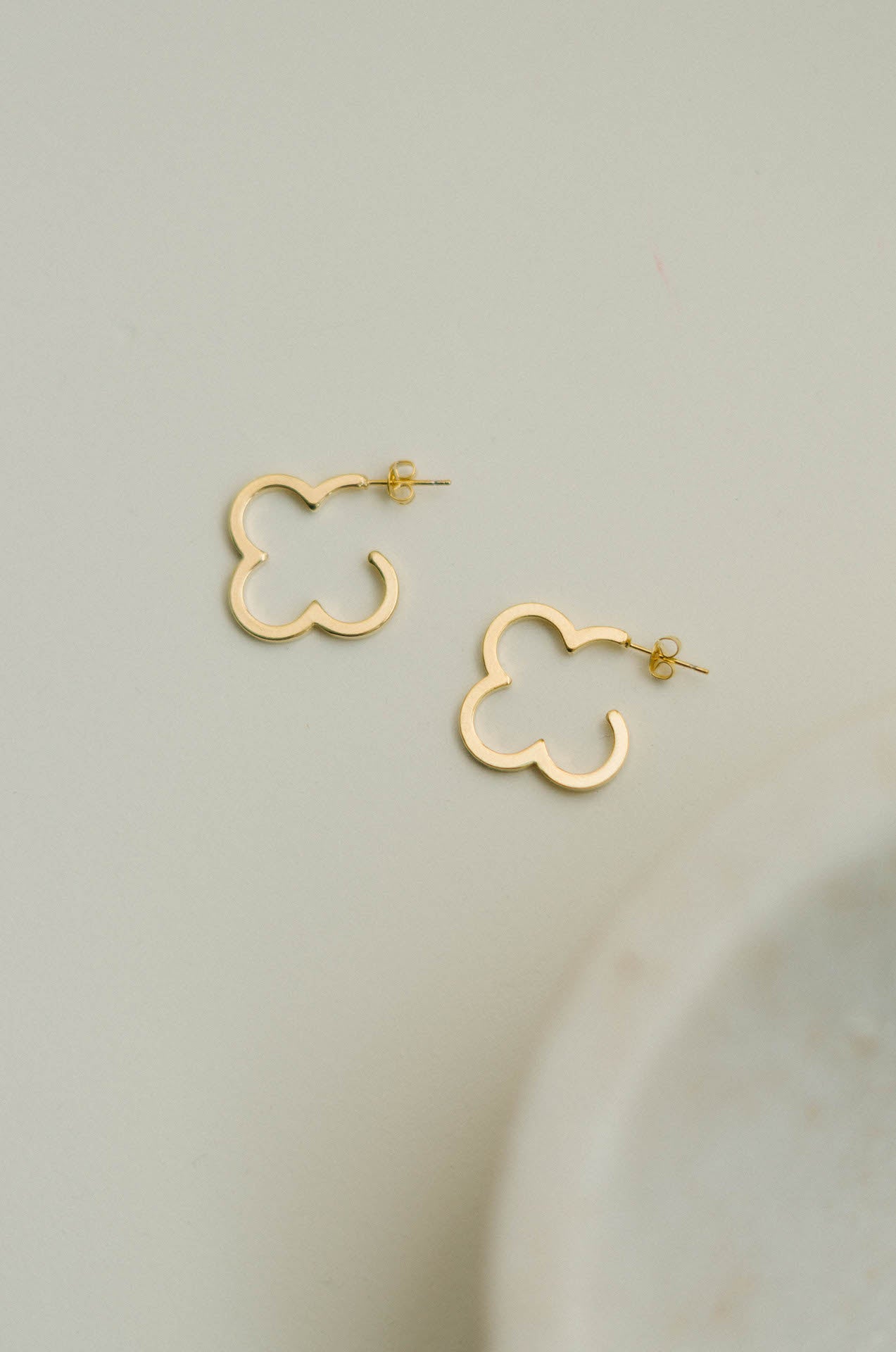 14k gold plated clover flower hoop earrings