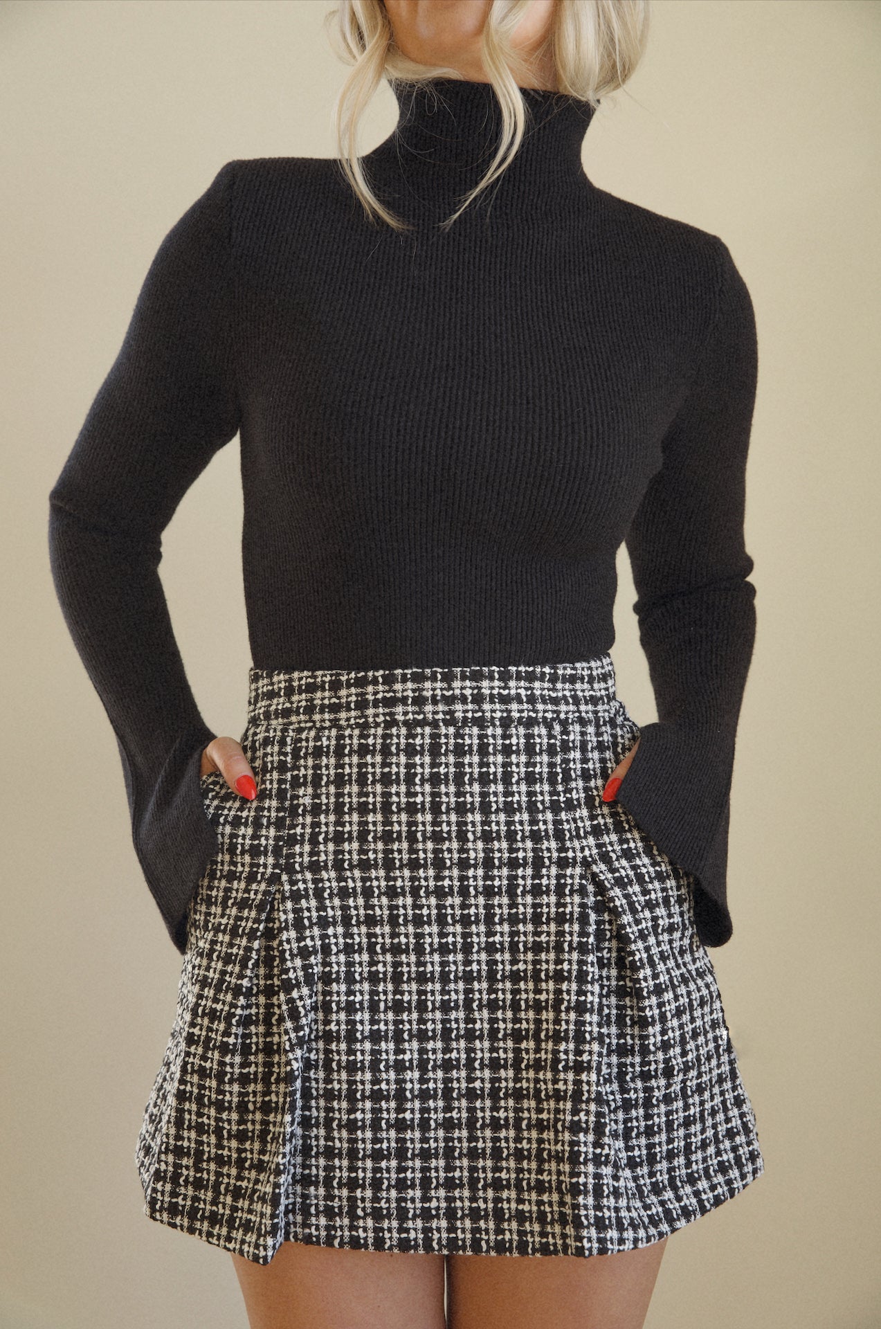 Black and white skirt tweed hotsell