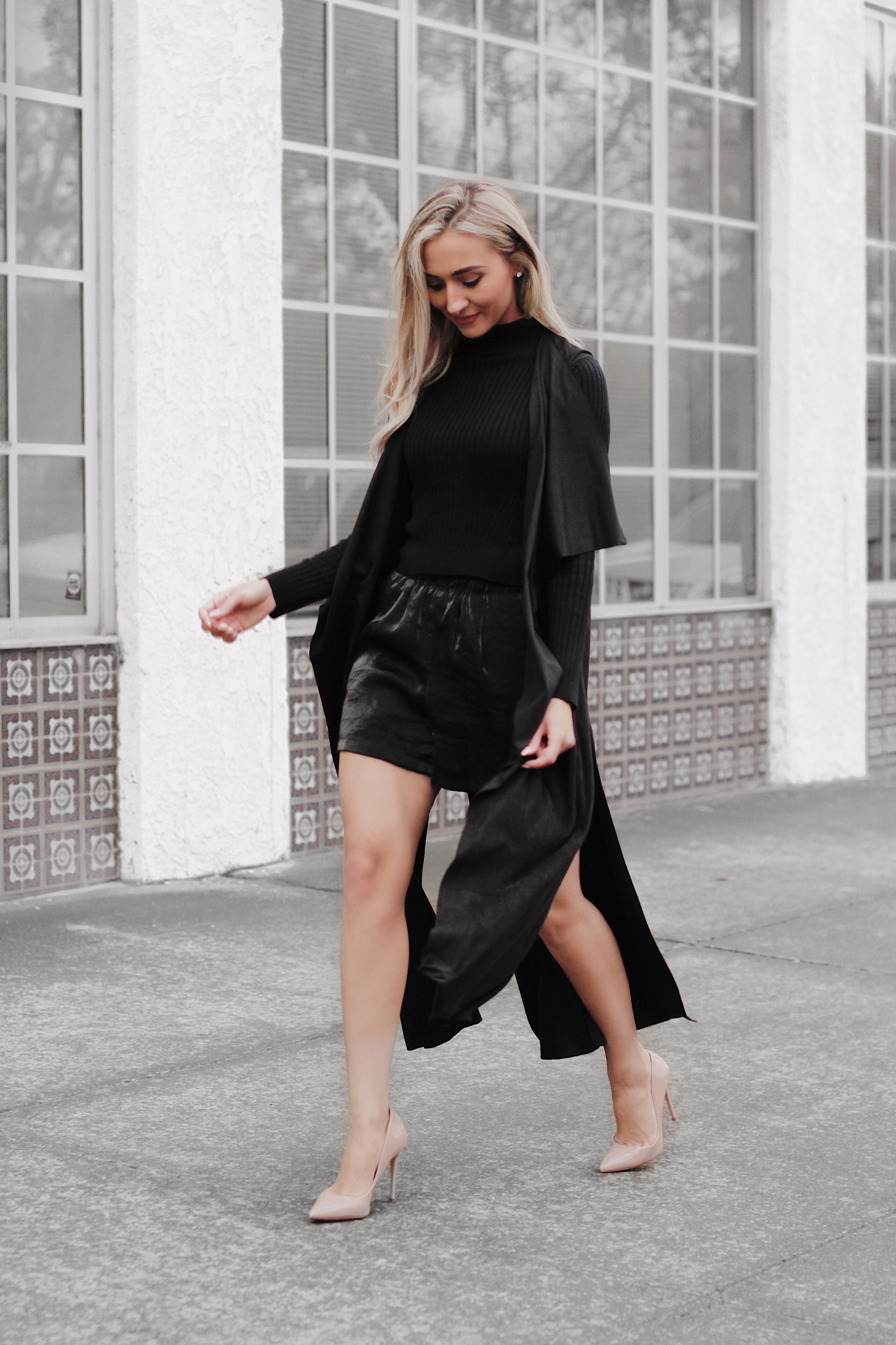 black dress shorts women's Essential With Built-In Ensuring You Stay Comfortable All Day Long Levi's Womens Cinch Mid-Thigh Shorts