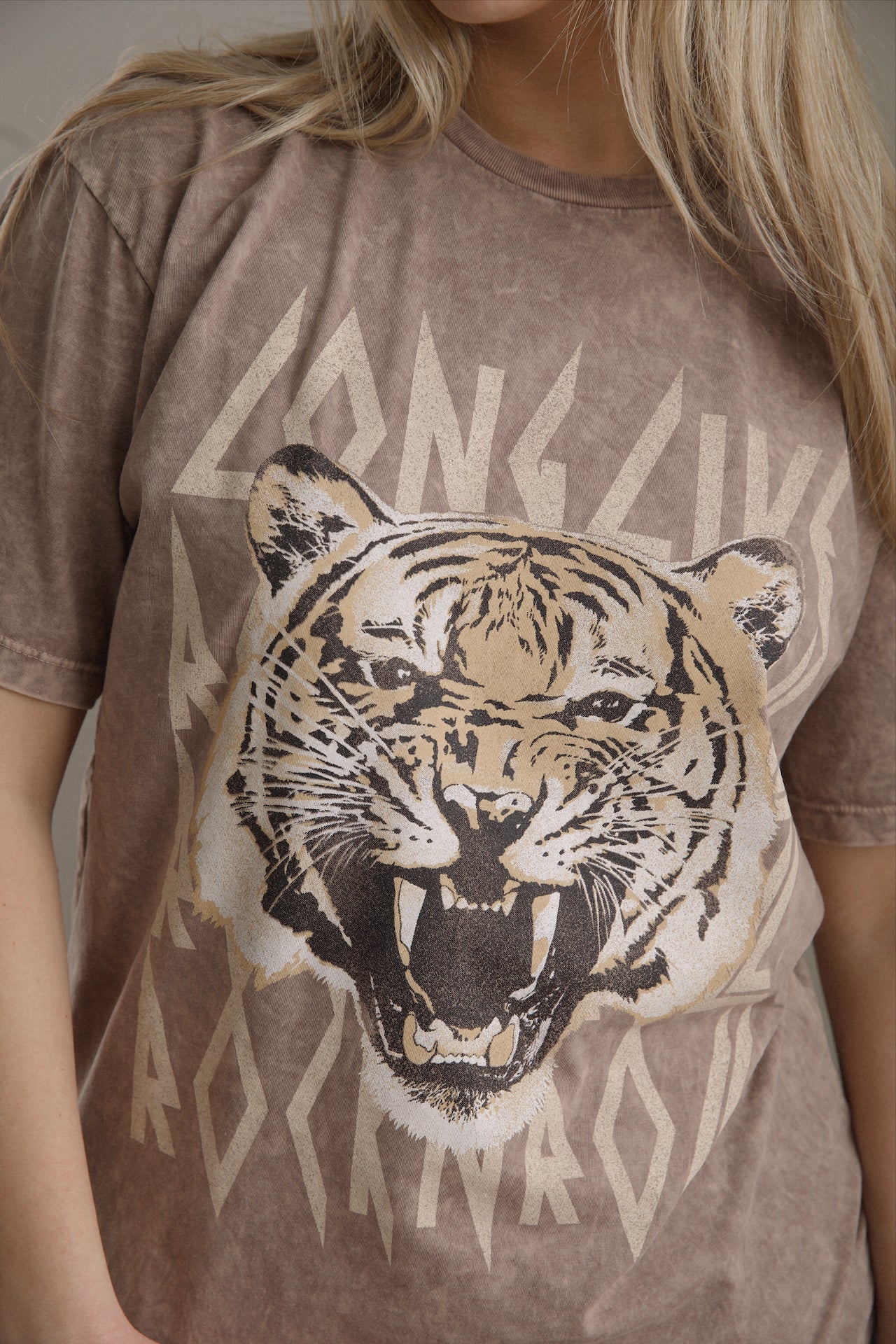 tiger print long live rock and roll graphic tee on a brown cotton tshirt