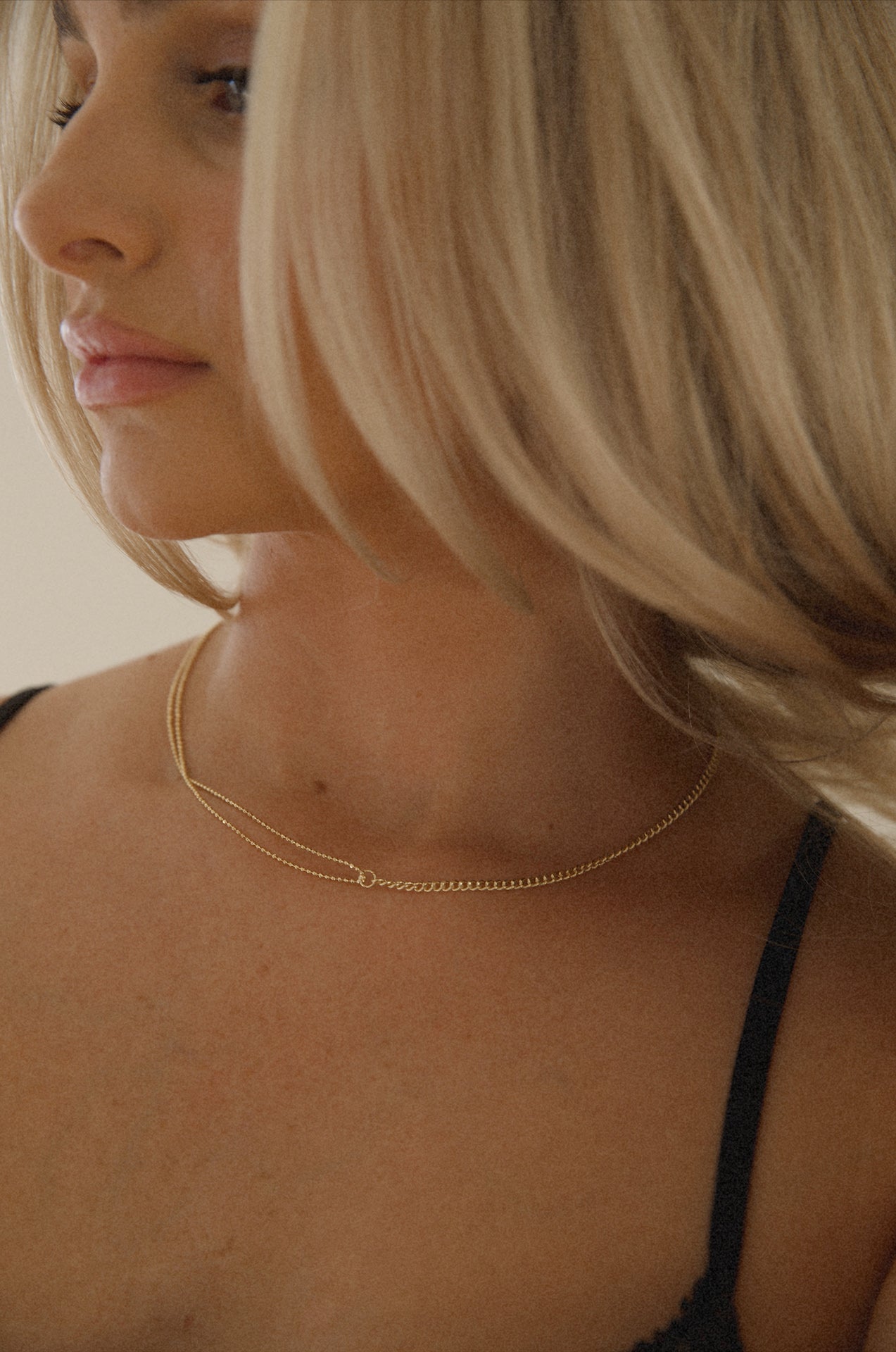 18k-gold-dainty-chain-necklace