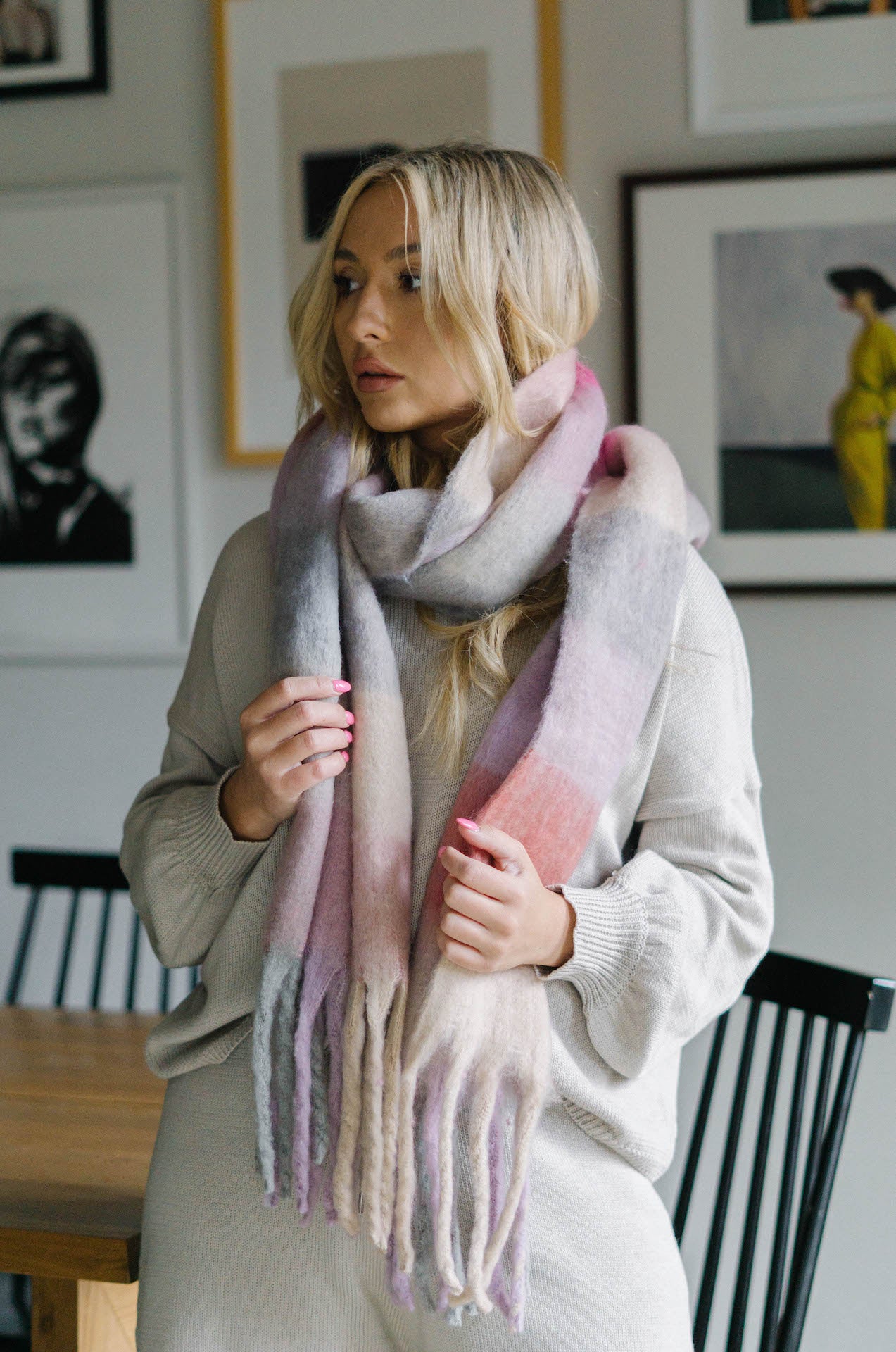 fuzzy scarf with fringe