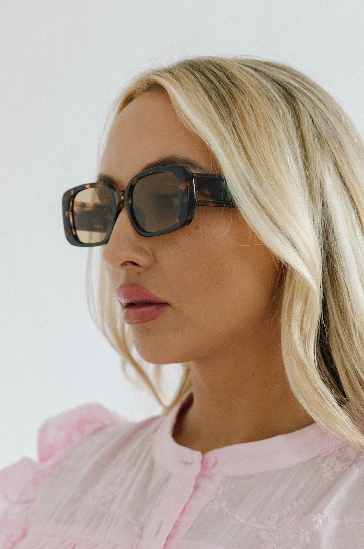 Tortoise Shell Rectangle Sunglasses